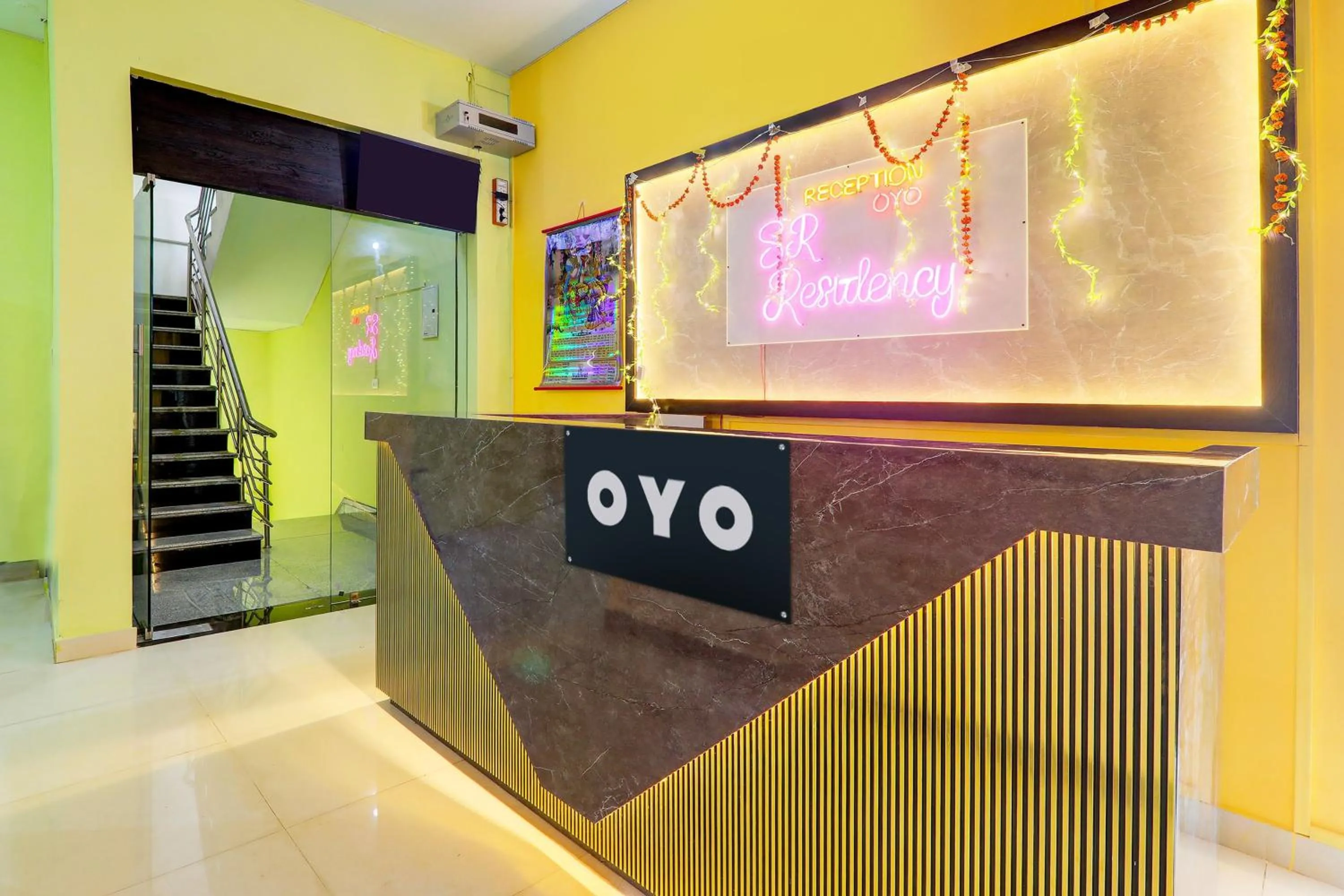 Lobby or reception in Hotel O SR Residency
