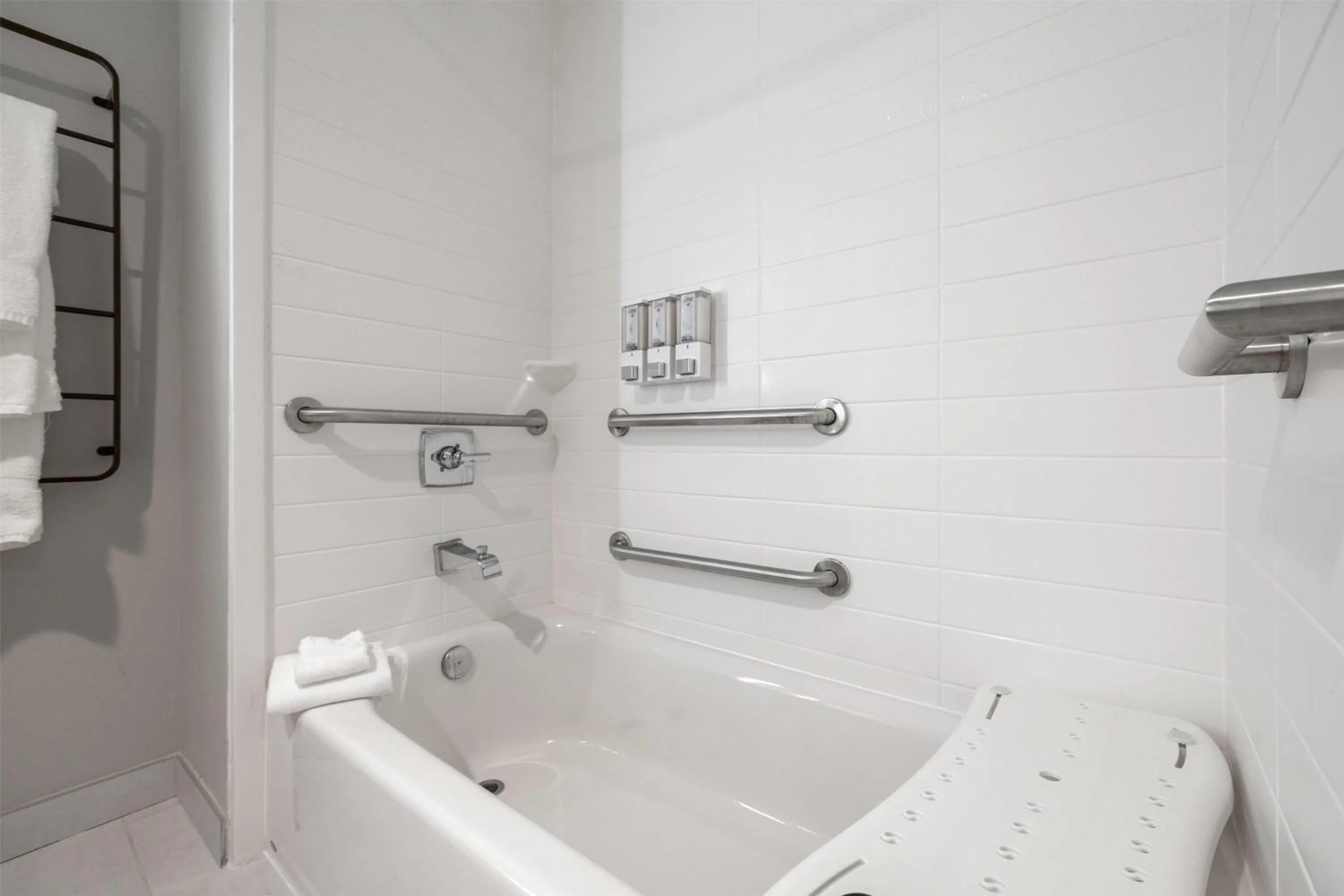 Photo of the whole room in La Quinta Inn & Suites by Wyndham La Habra