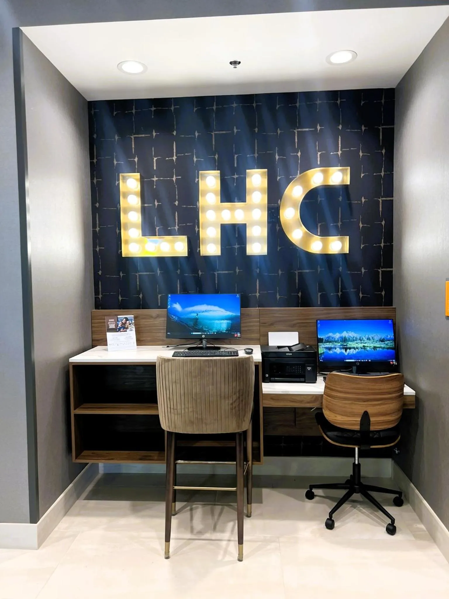 Business facilities in La Quinta Inn & Suites by Wyndham La Habra