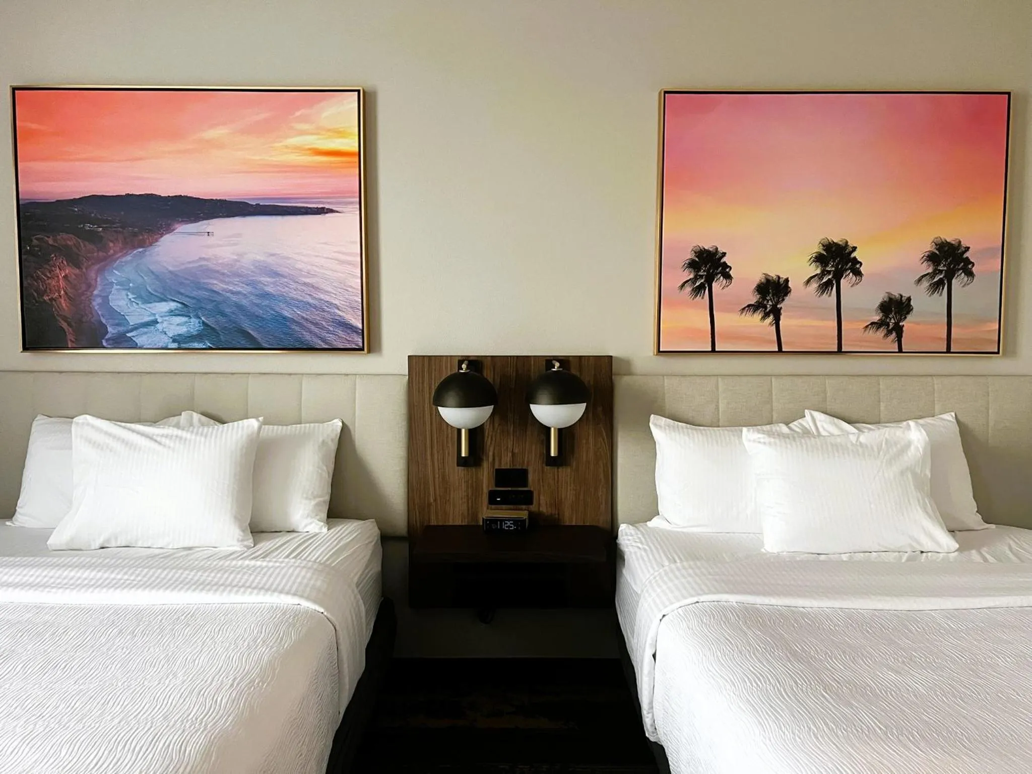 Bedroom, Bed in La Quinta Inn & Suites by Wyndham La Habra