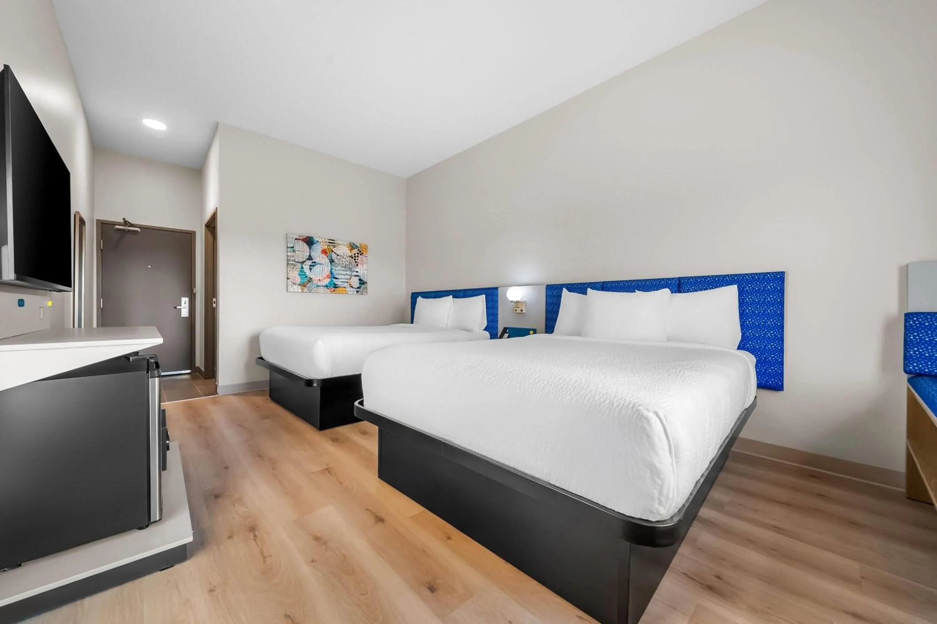 Bed in Microtel Inn & Suites by Wyndham Prattville Montgomery