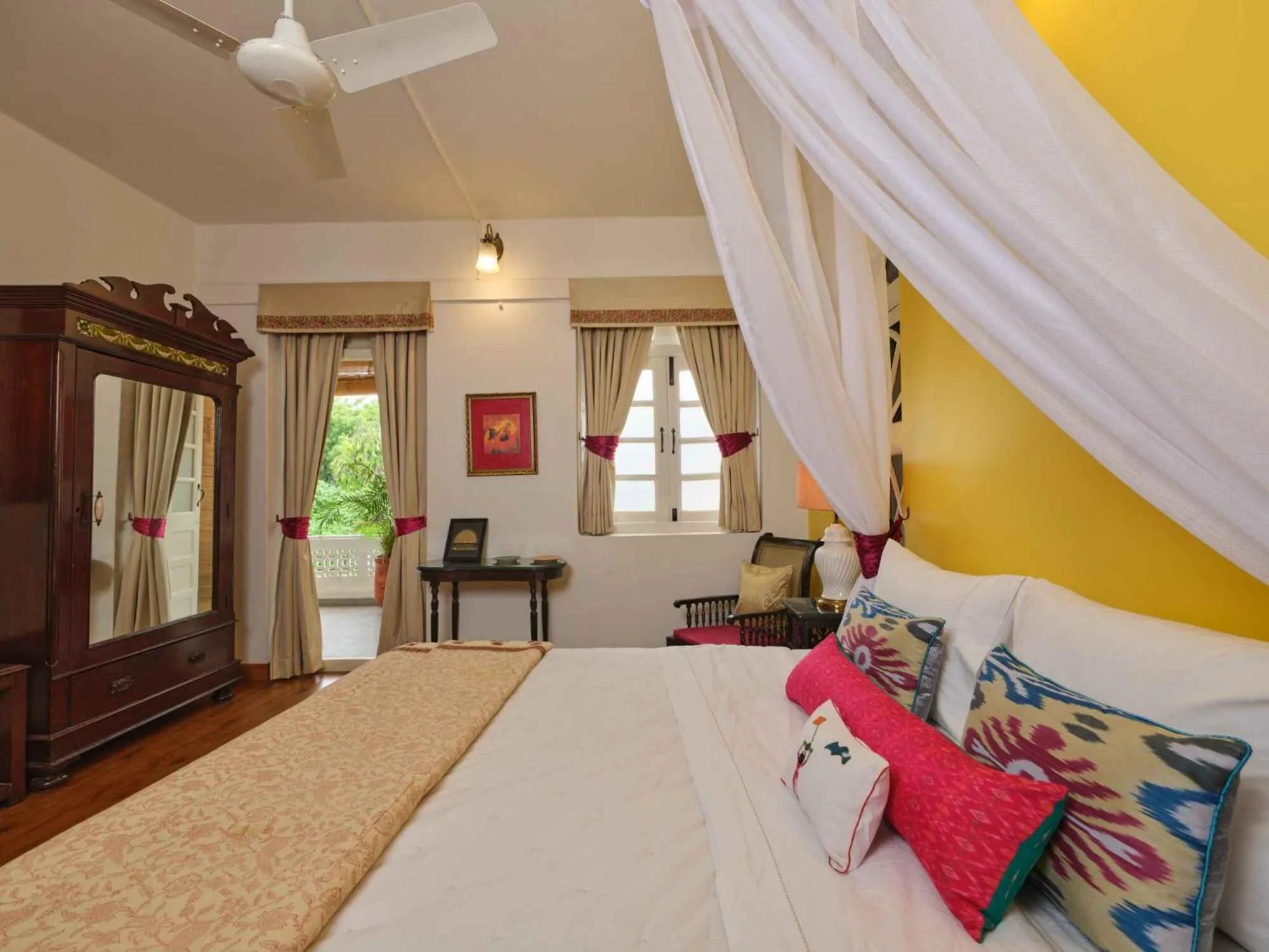 Bedroom, Bed in juSTa Diwans Bungalow