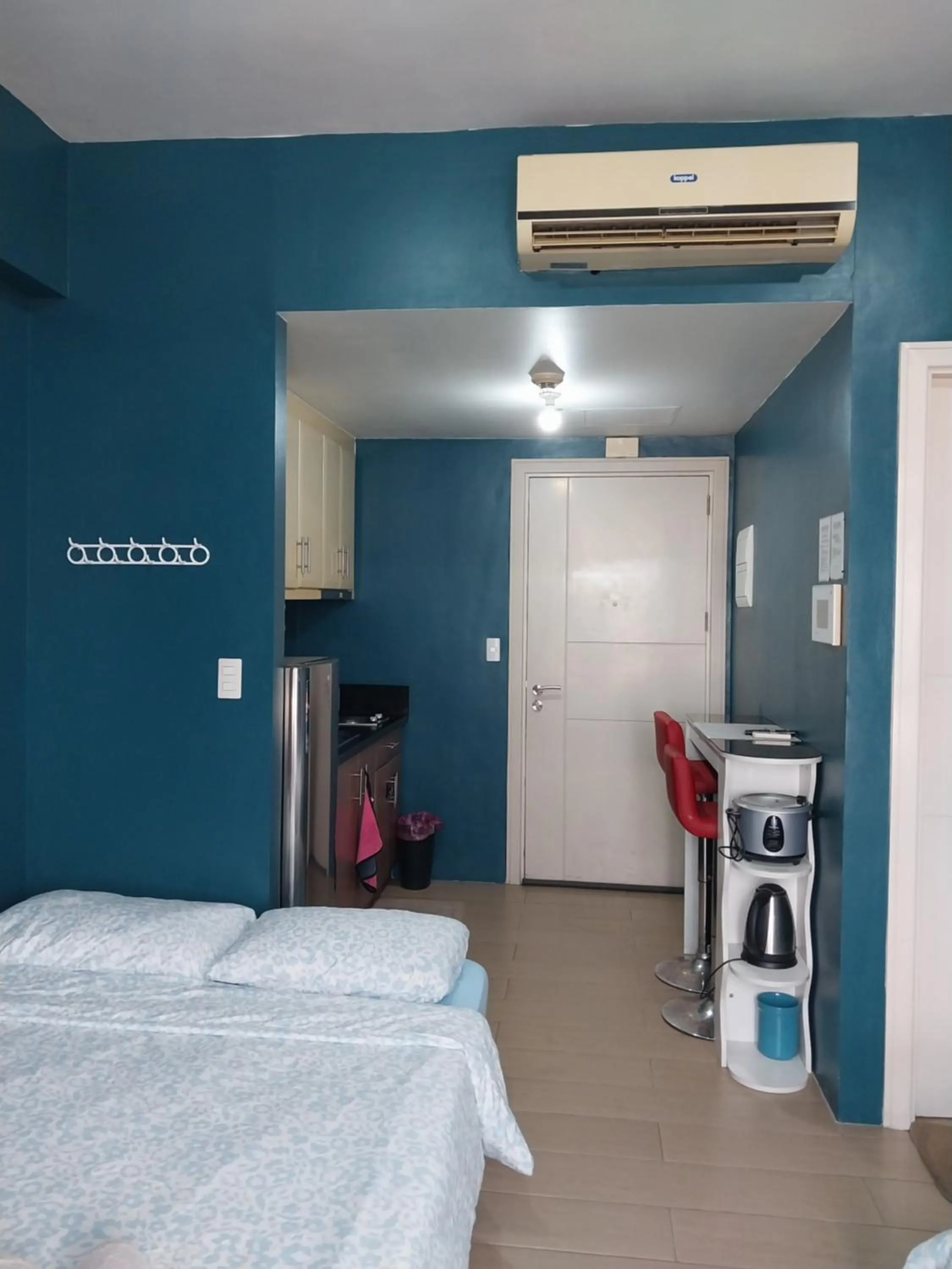 Bed in 150 Newport Blvd Condotel near T3 by Alps