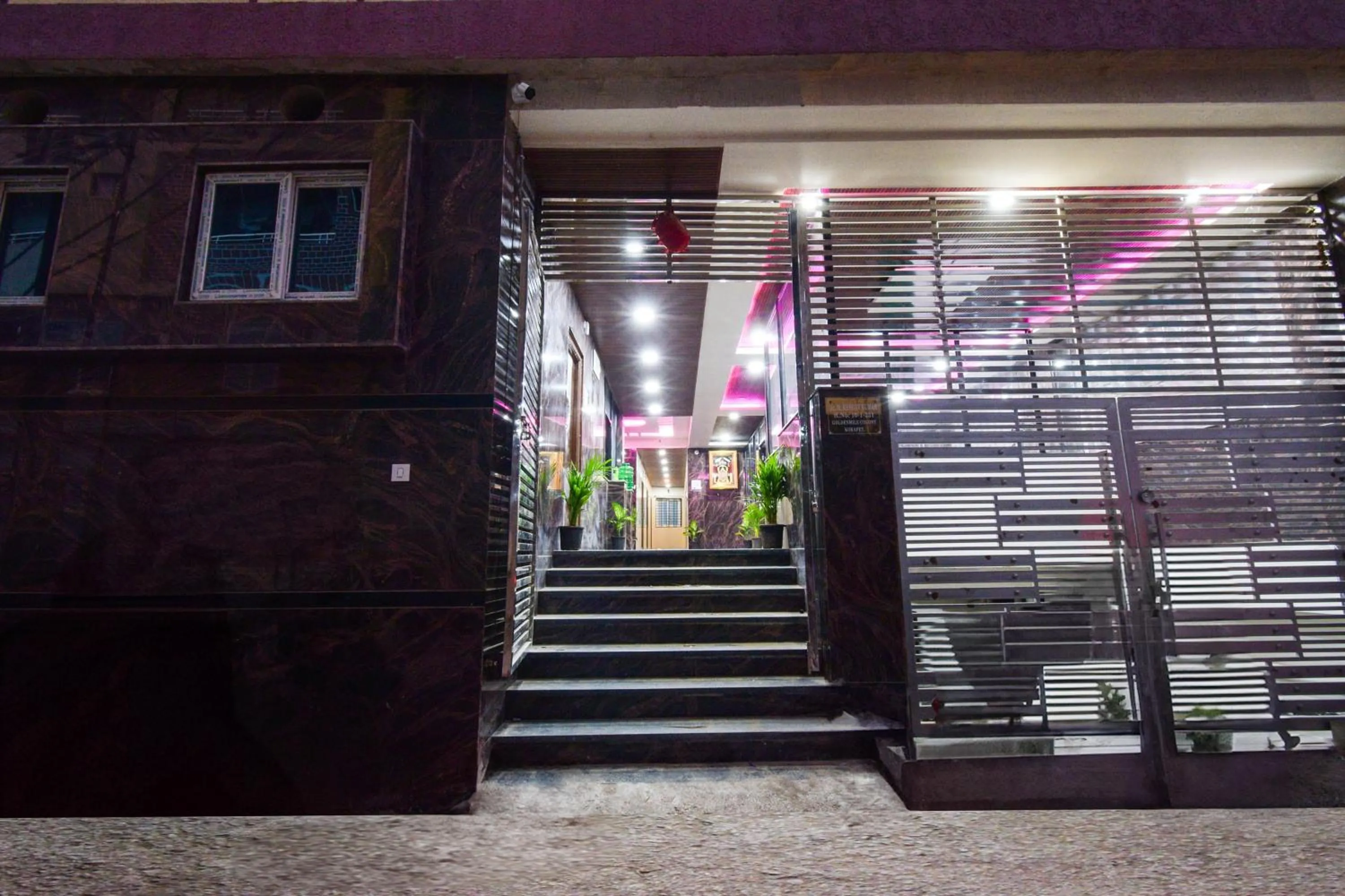 Facade/entrance in Super Townhouse Kokapet Formerly Aarian Tej Nilayam