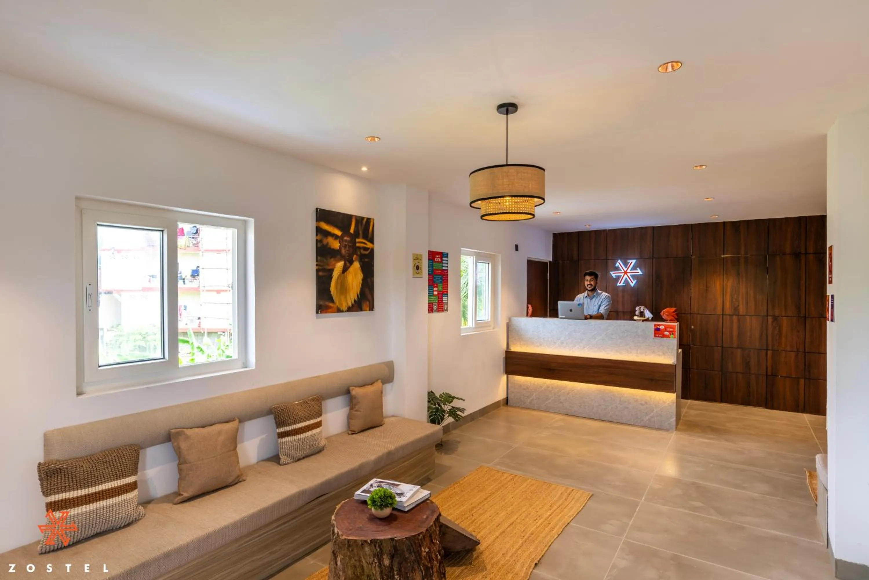 Living room, Bed in Zostel Port Blair