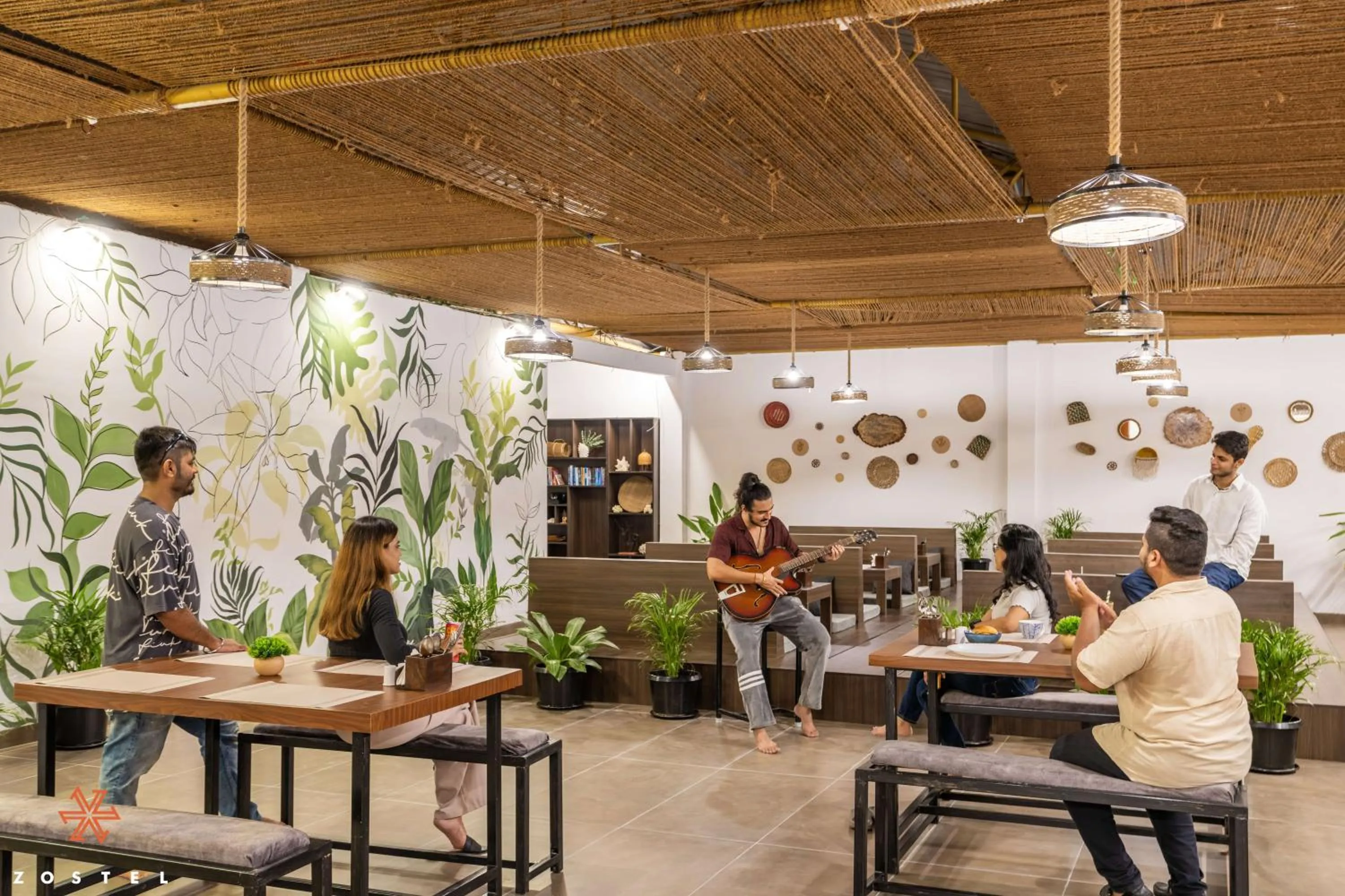 Restaurant/places to eat in Zostel Port Blair