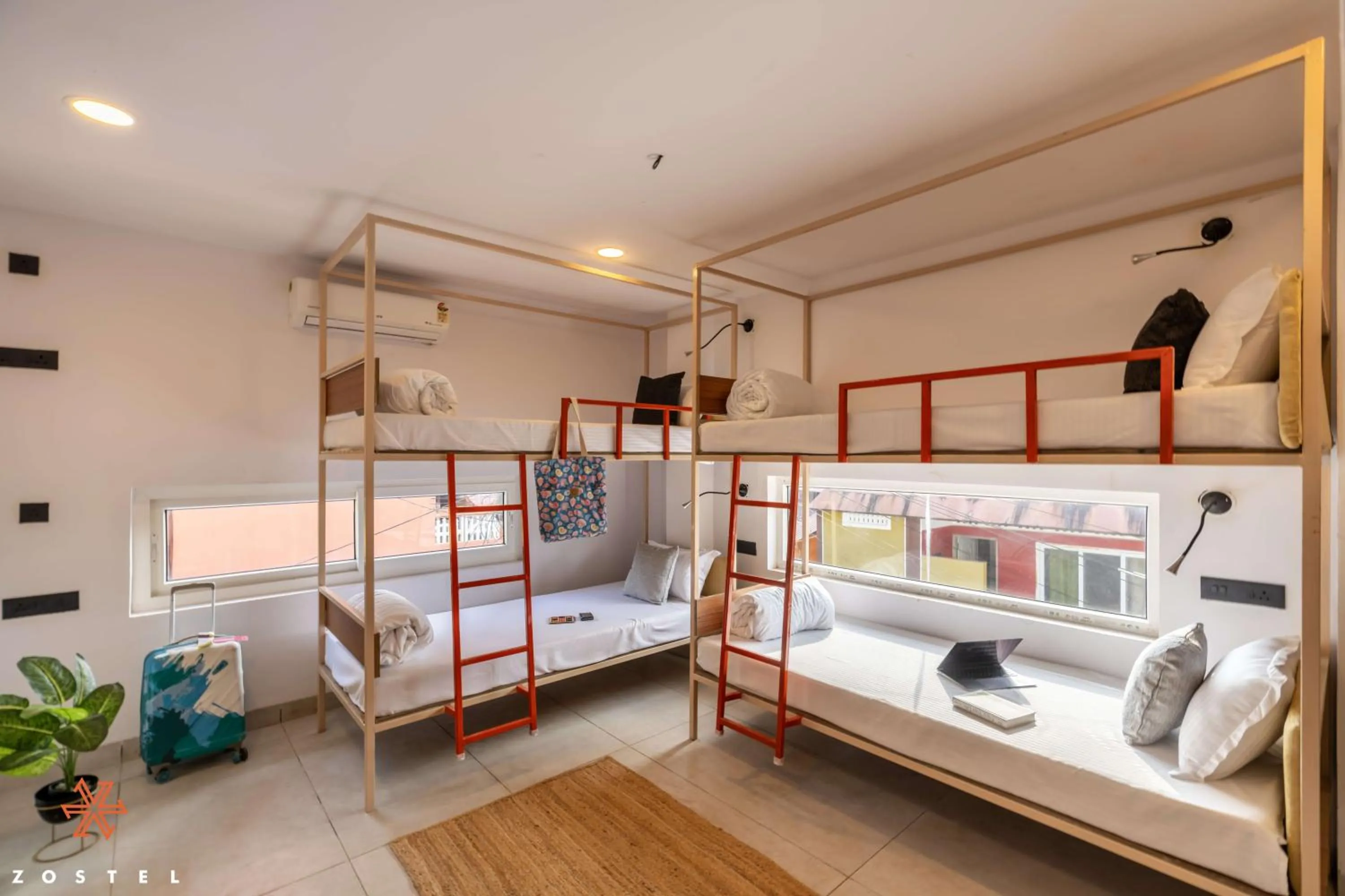 Bed in Zostel Port Blair