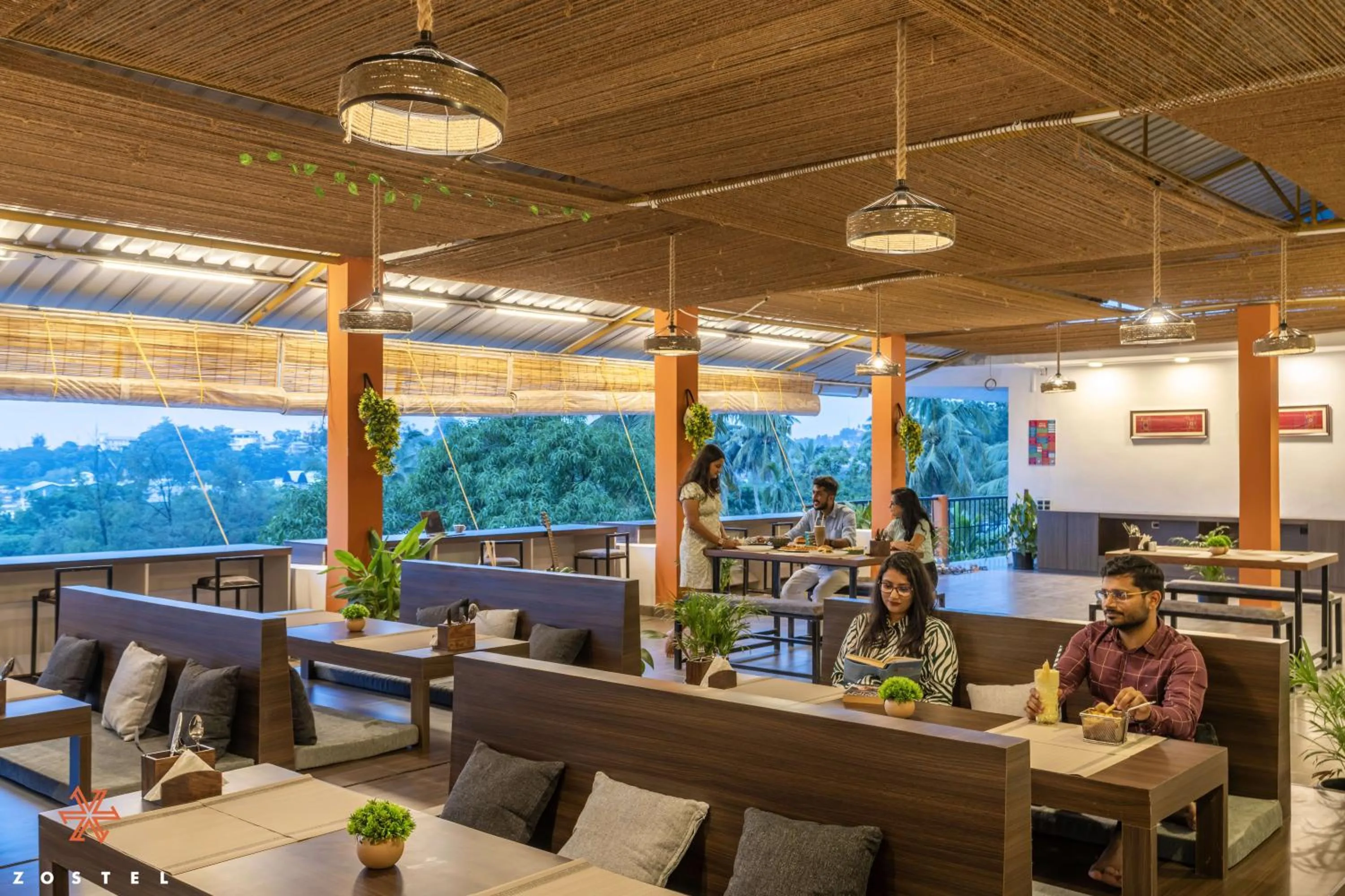 Restaurant/places to eat in Zostel Port Blair