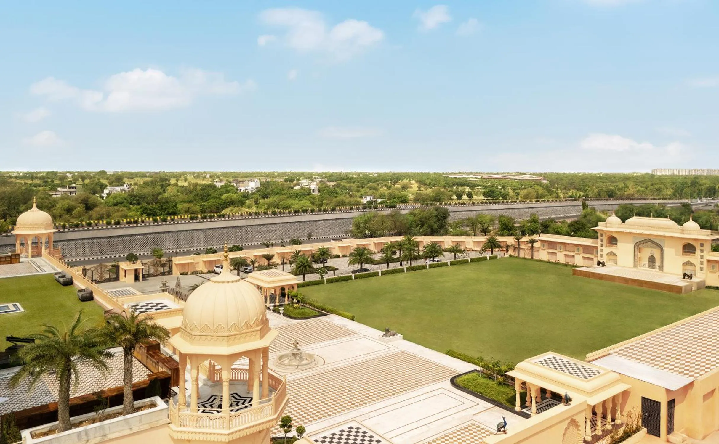 Garden in Anantara Jewel Bagh Jaipur