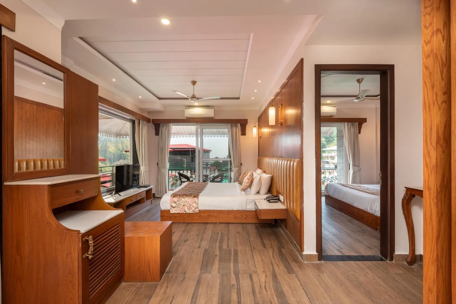 Bed in Quality Inn by Lawrence Hotels