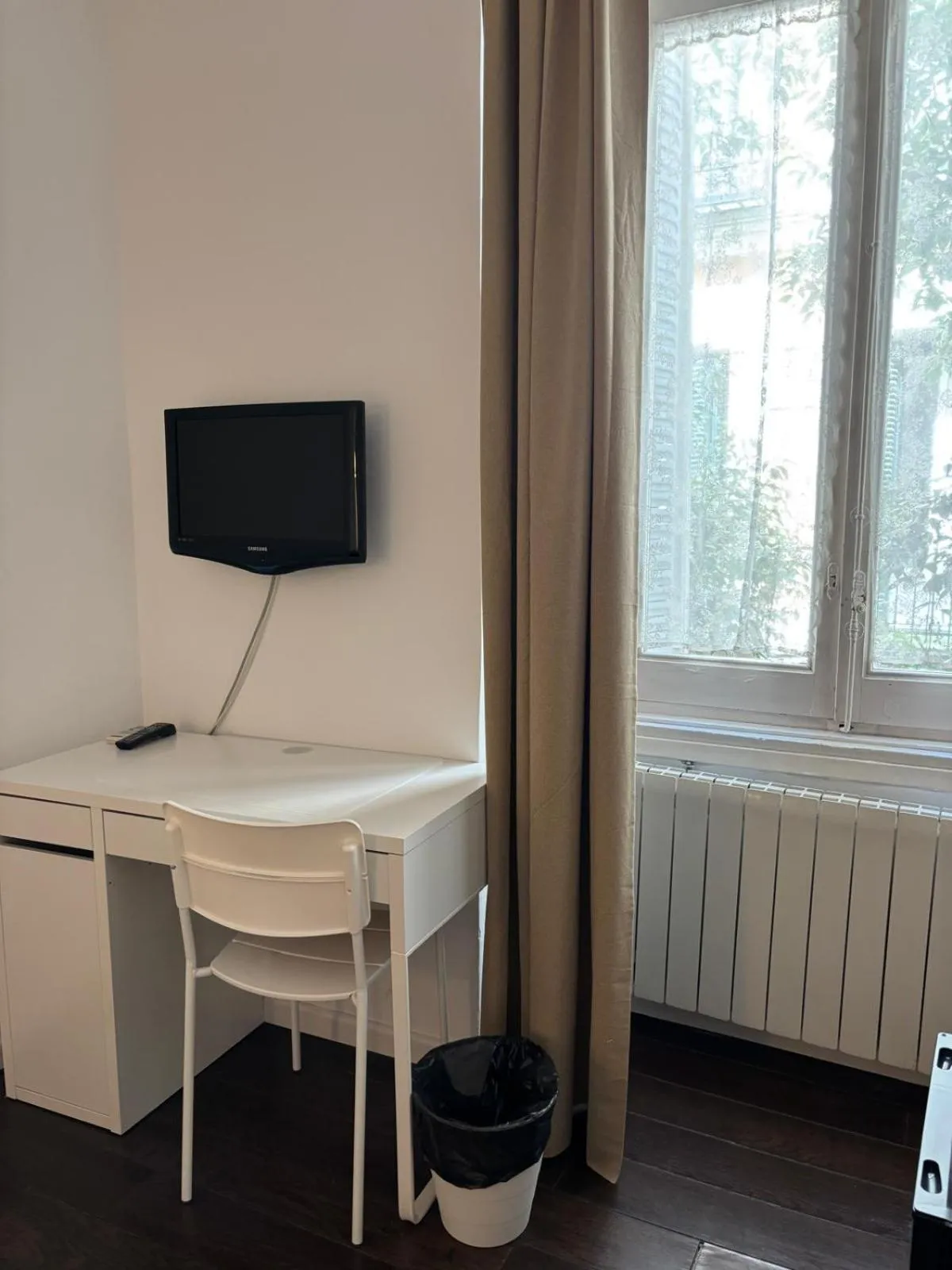 TV and multimedia in Hostal Goyal Pizarro