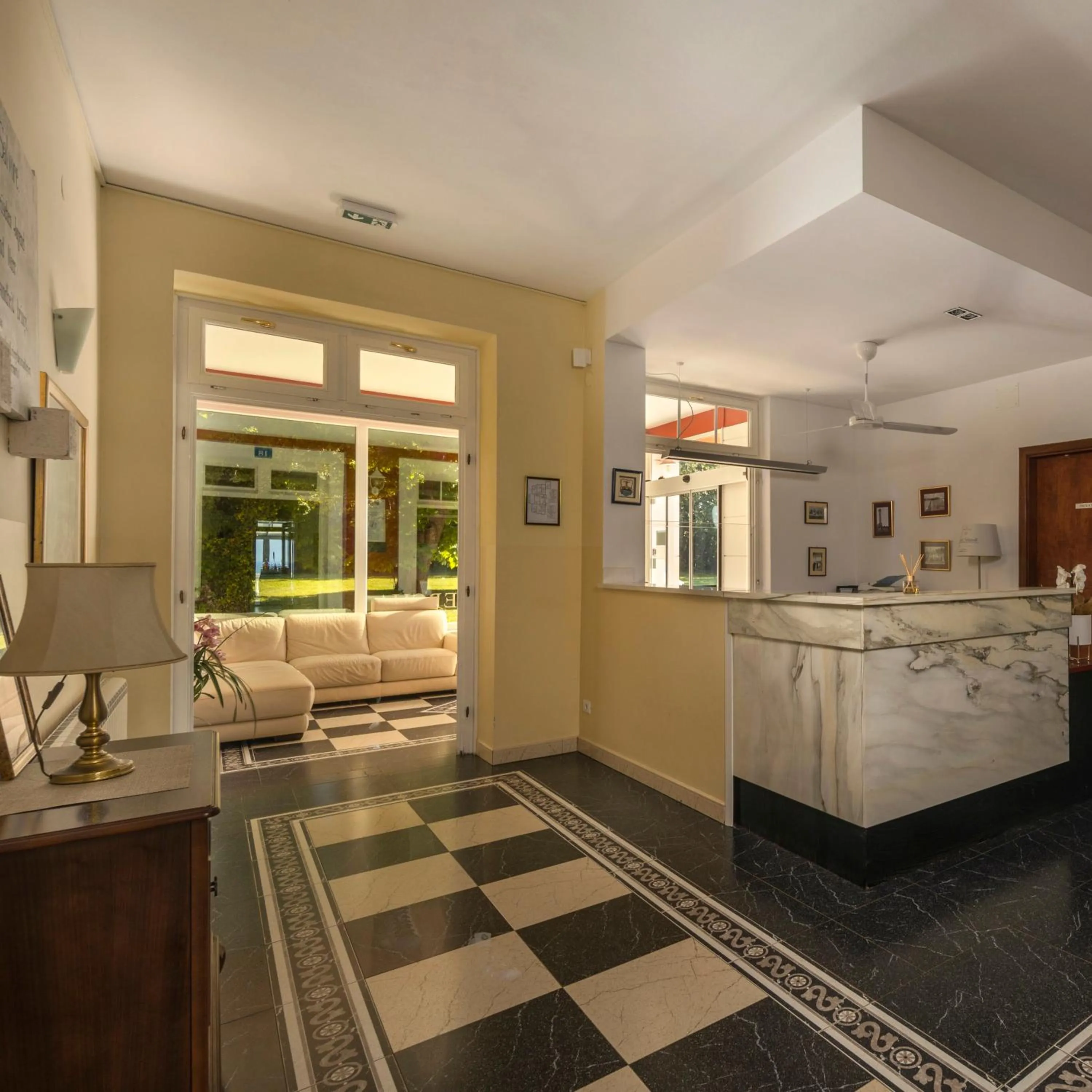 Lobby or reception, Bed in Villa Valdepian Apartments