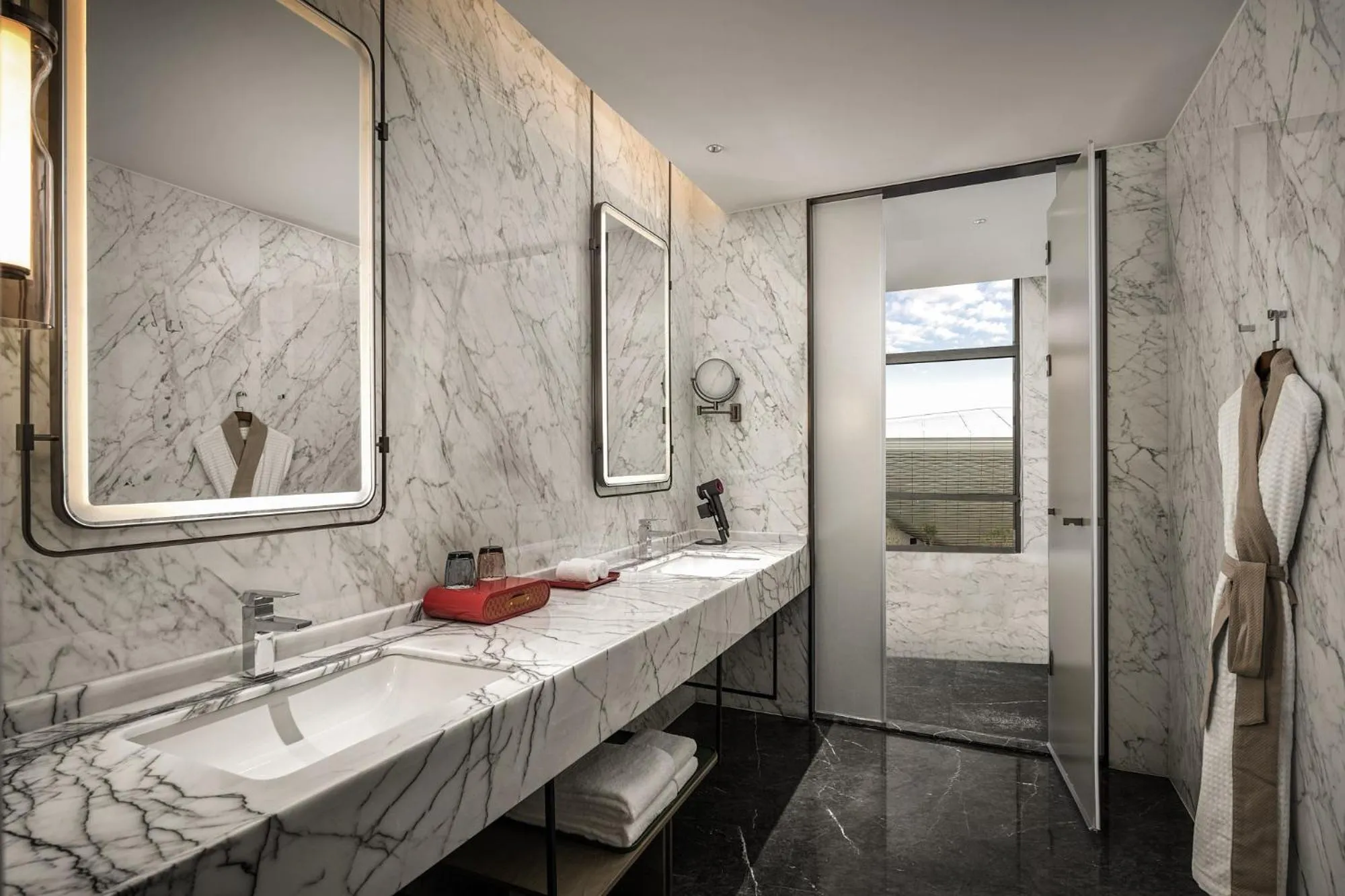 Toilet in HUALUXE Chongqing Science Hall