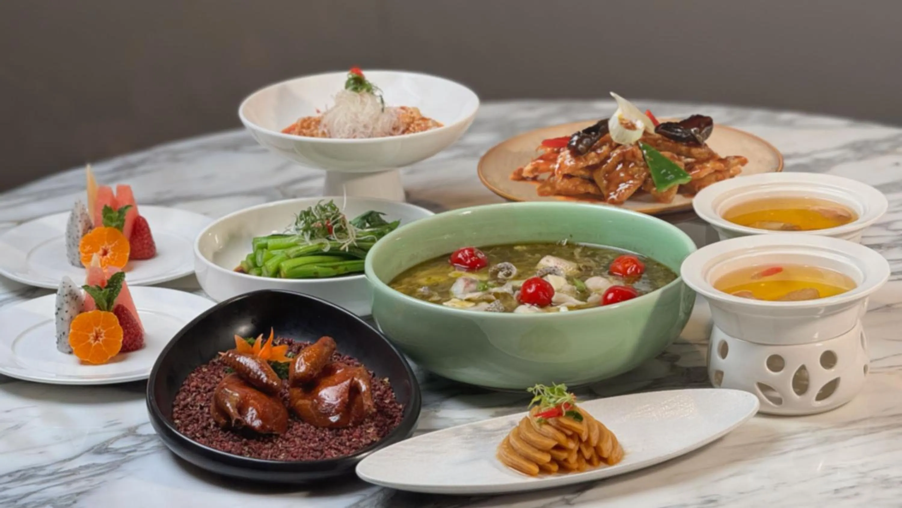 Restaurant/places to eat in HUALUXE Chongqing Science Hall