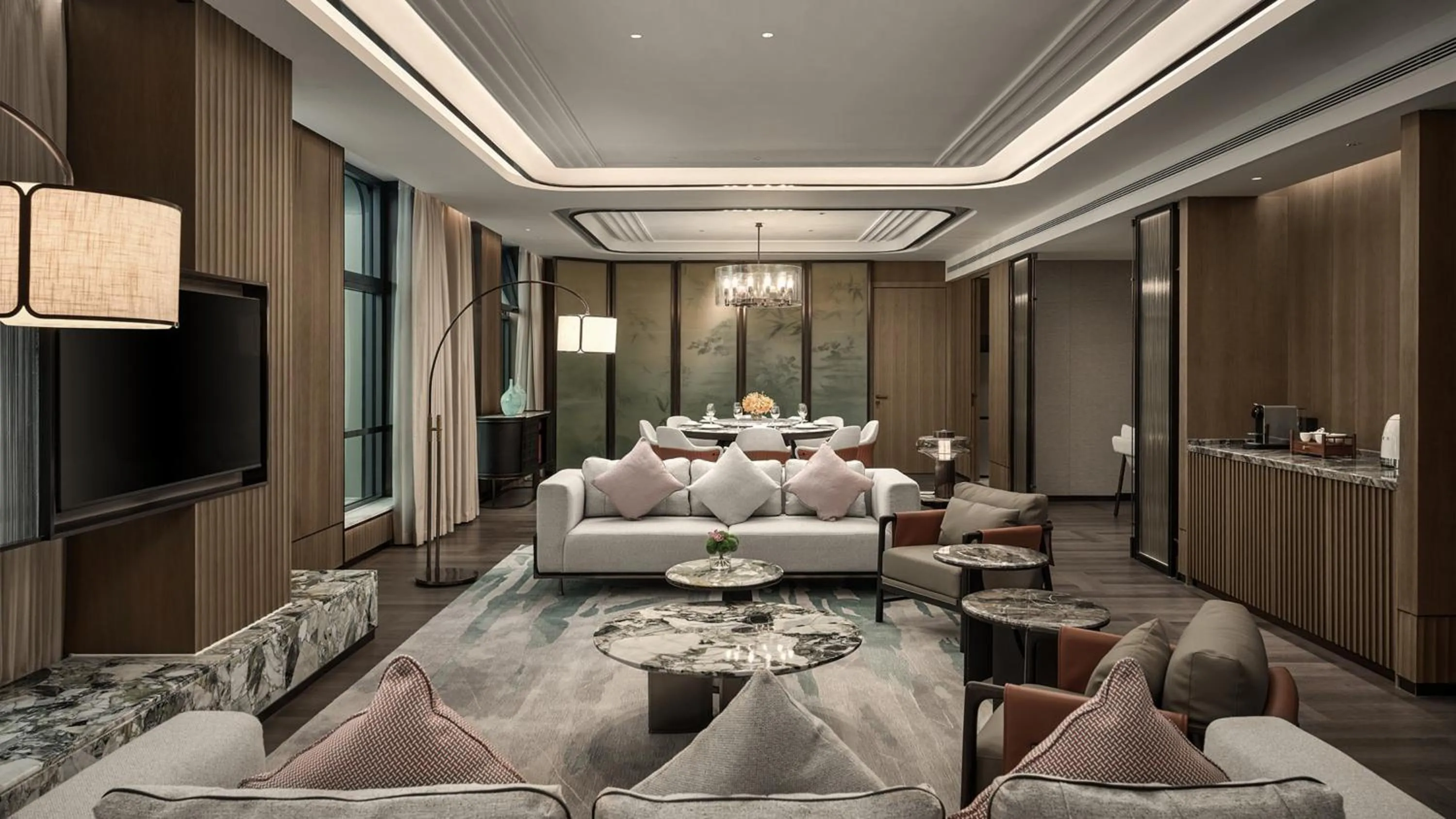 Photo of the whole room, Bed in HUALUXE Chongqing Science Hall