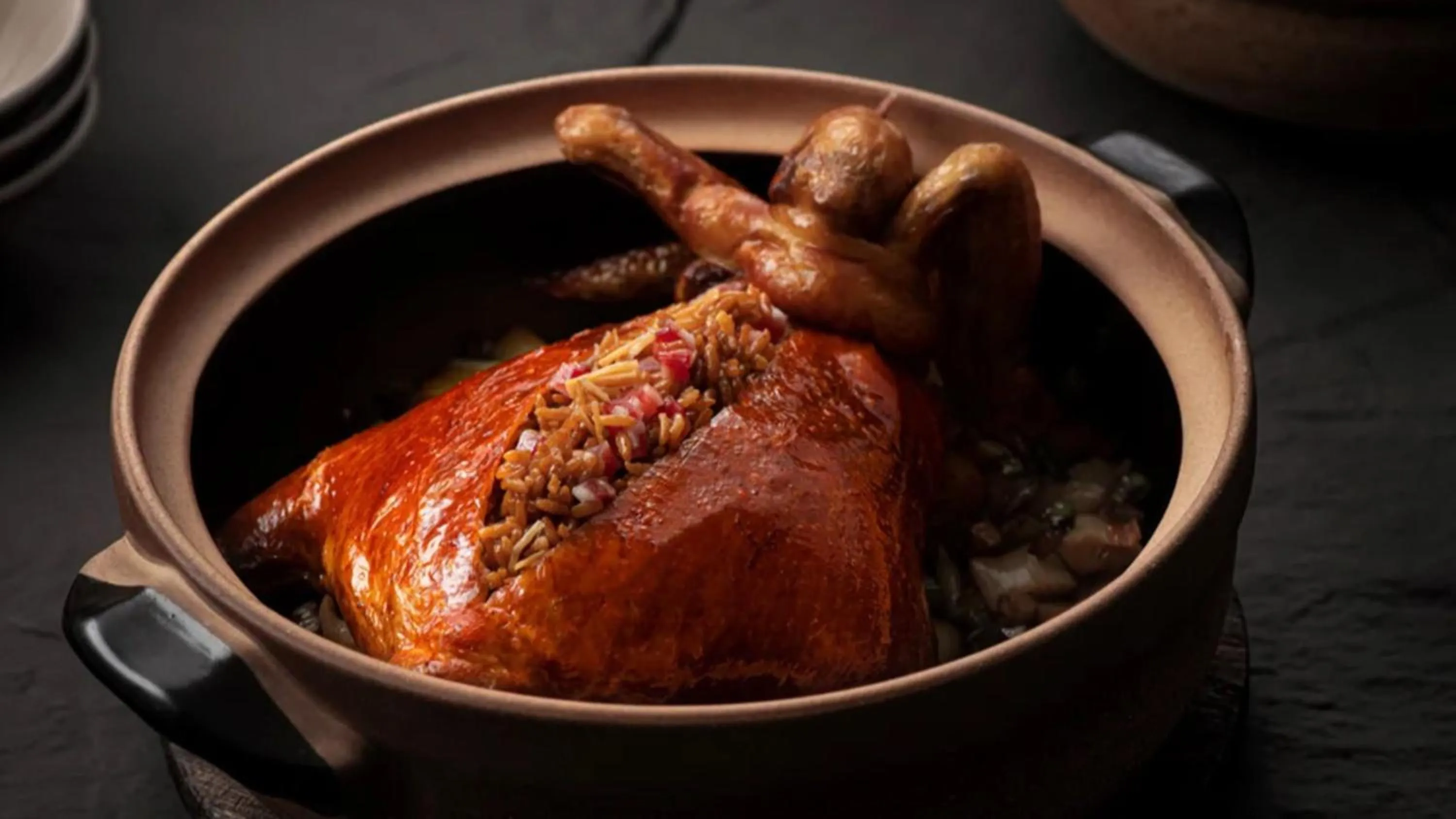 Restaurant/places to eat in HUALUXE Chongqing Science Hall