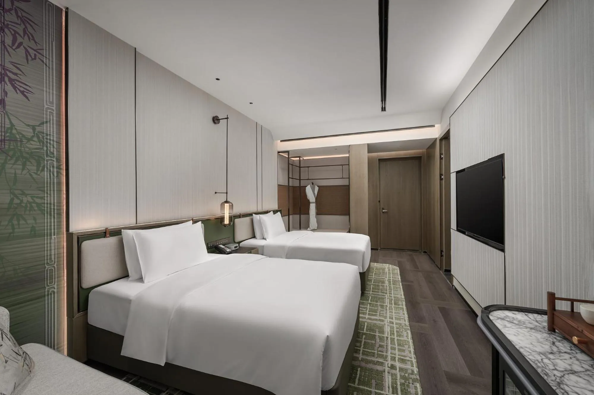 Bedroom, Bed in HUALUXE Chongqing Science Hall