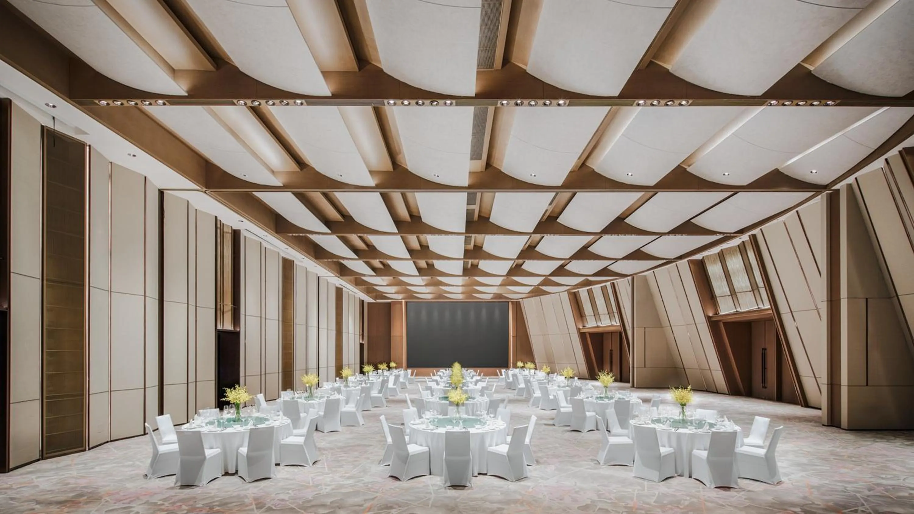 Banquet/Function facilities in HUALUXE Chongqing Science Hall