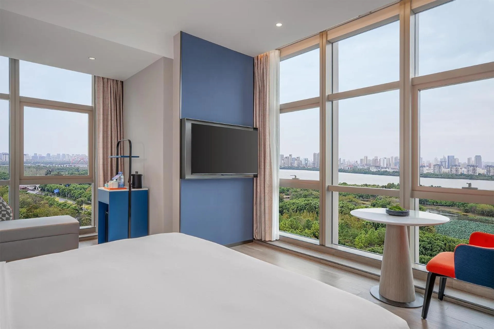 Bed in Holiday Inn Express Nanchang High-Tech Zone by IHG