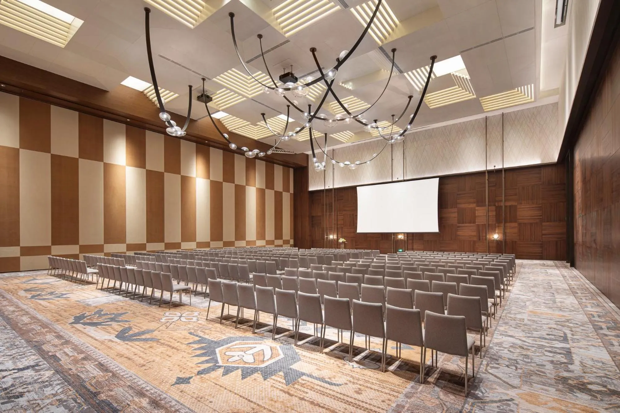 Meeting/conference room in Kimpton Aqeos Hainan by IHG