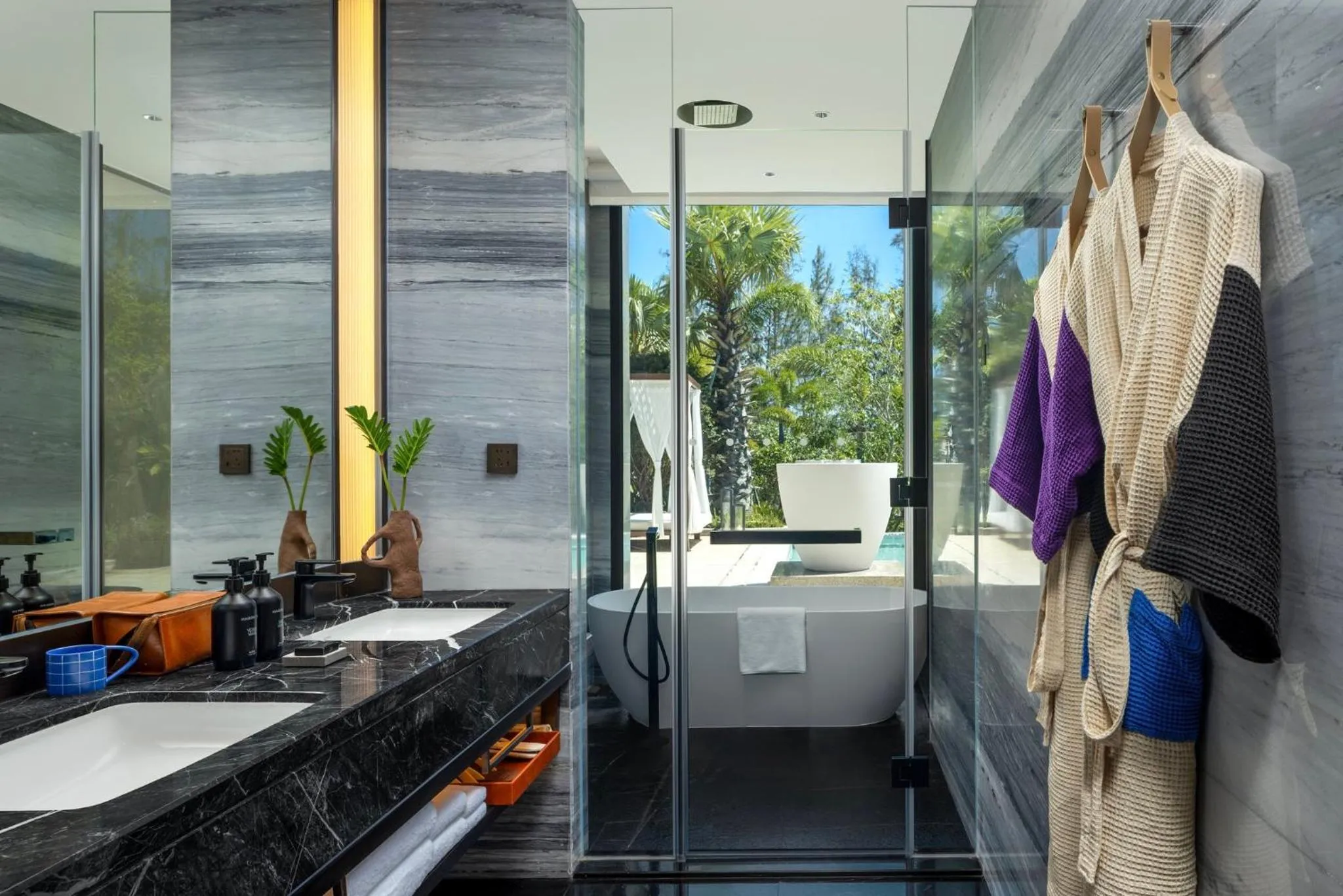 Photo of the whole room in Kimpton Aqeos Hainan by IHG