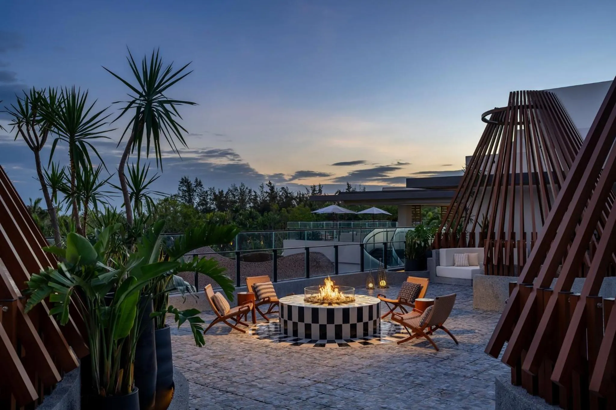 Lounge or bar in Kimpton Aqeos Hainan by IHG