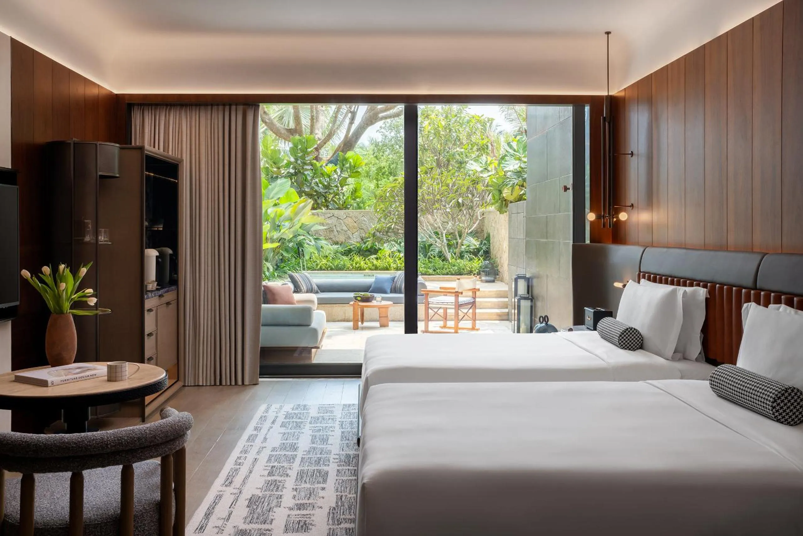 Photo of the whole room, Bed in Kimpton Aqeos Hainan by IHG