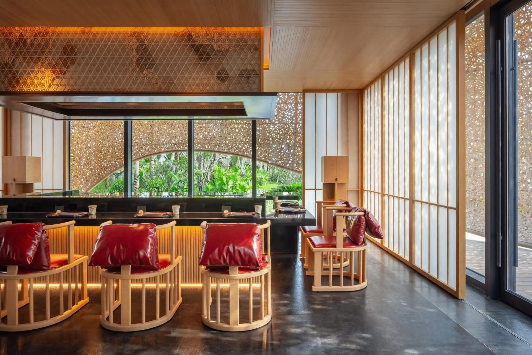 Restaurant/places to eat in Kimpton Aqeos Hainan by IHG