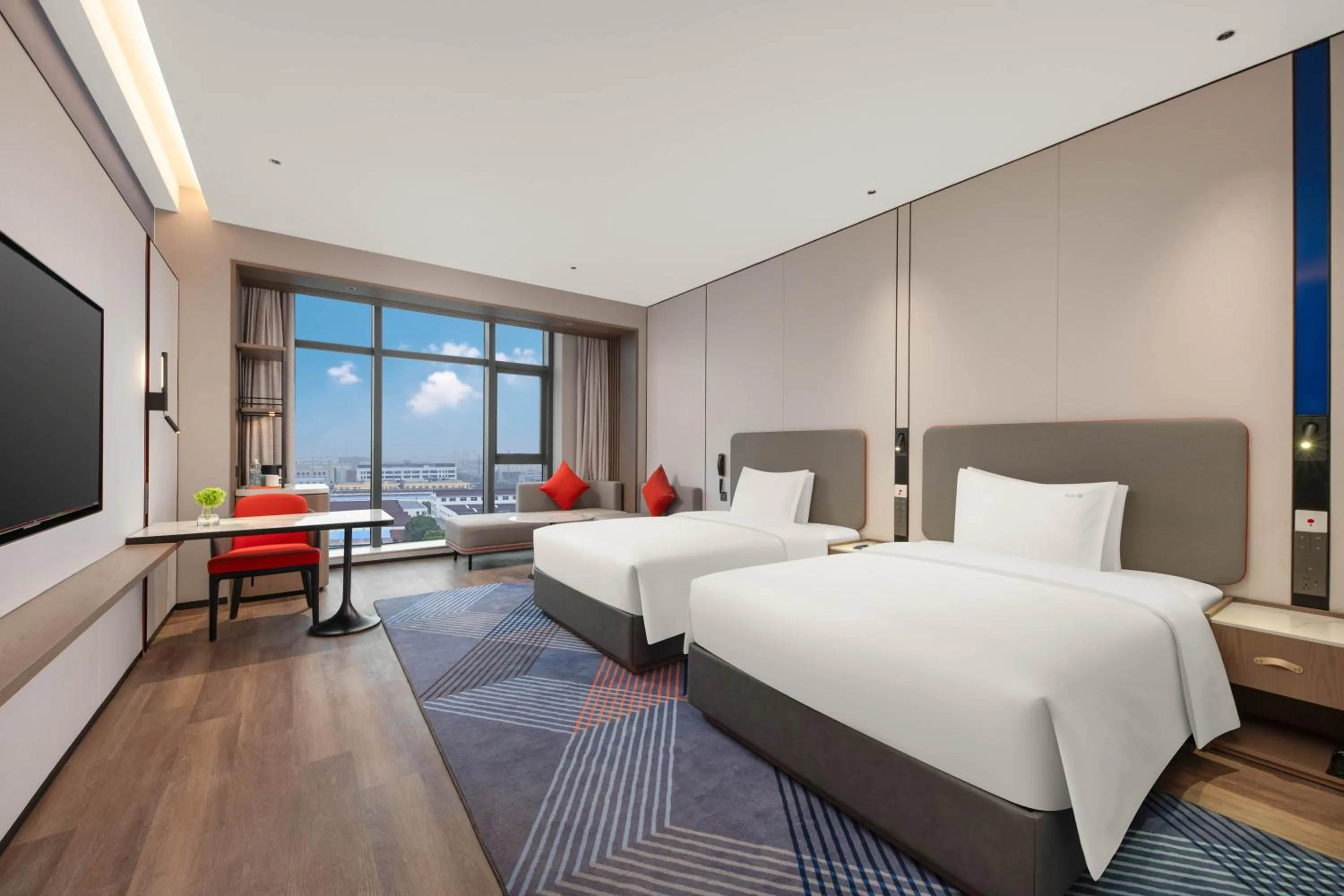 Photo of the whole room, Bed in Holiday Inn Express Wuxi Xishan by IHG