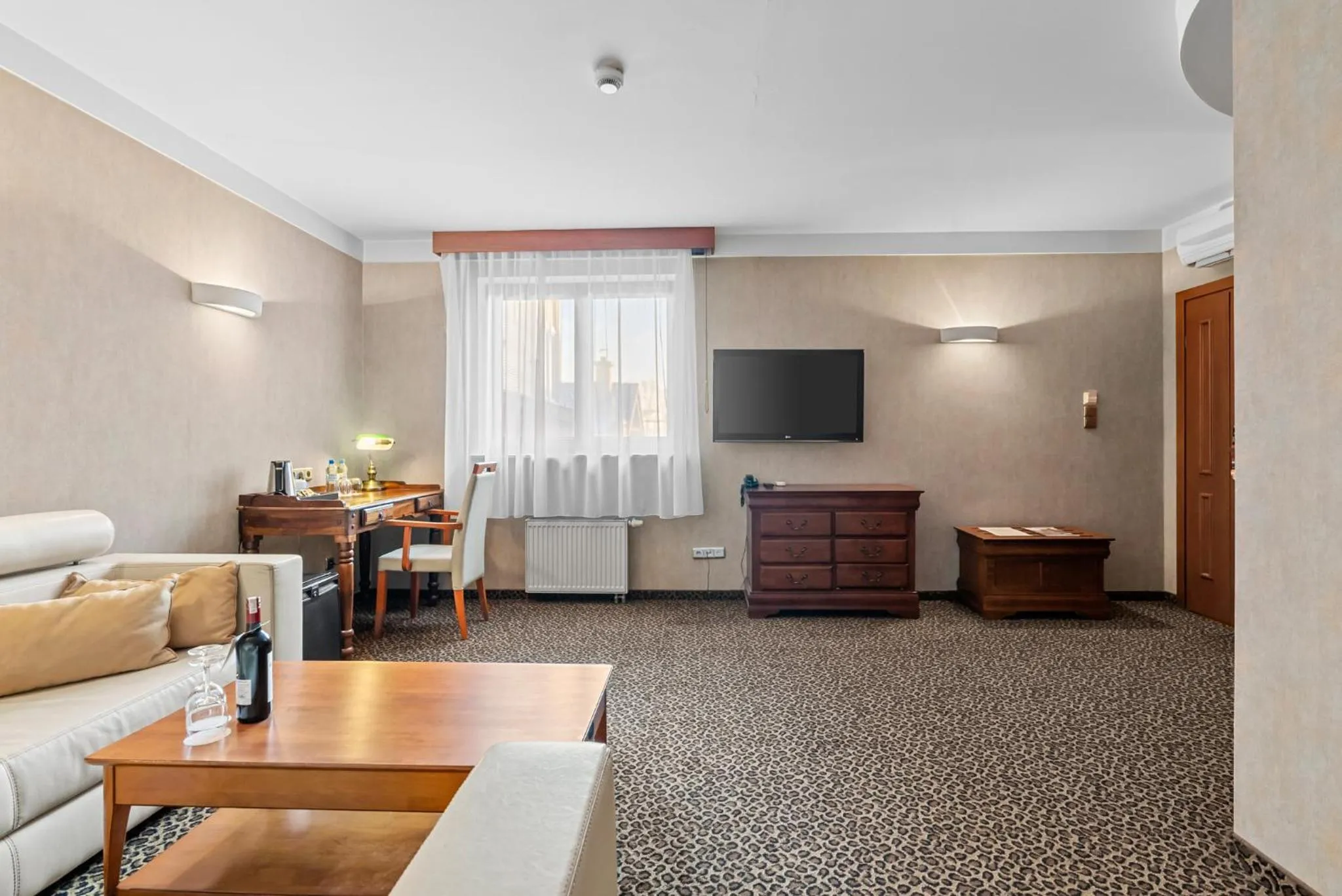 TV and multimedia in Hotel Diament Vacanza Katowice - Siemianowice