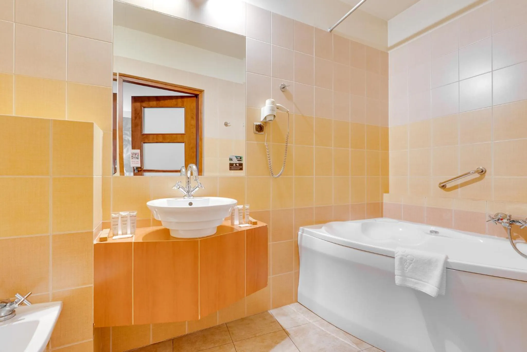Bathroom in Hotel Diament Vacanza Katowice - Siemianowice