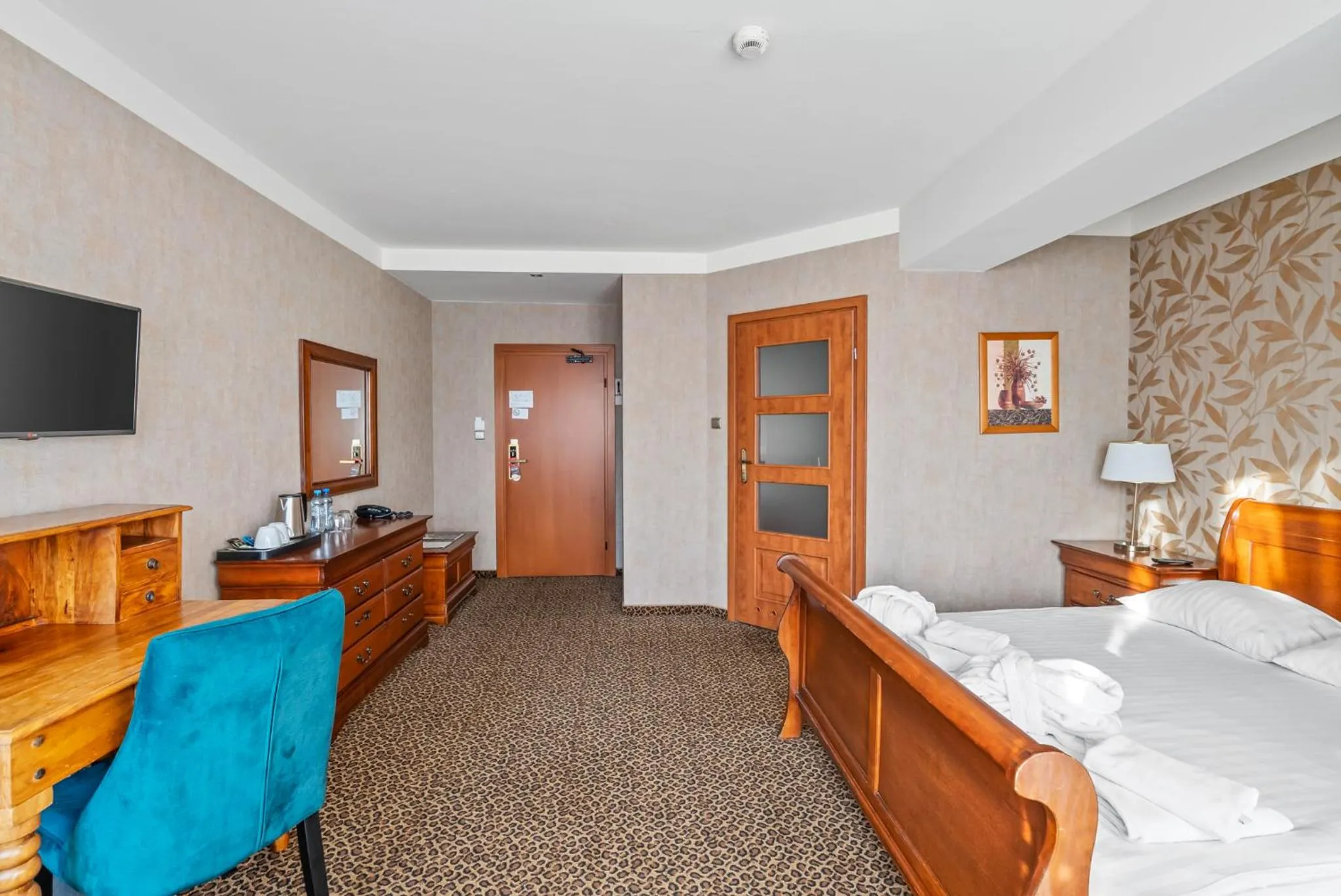 Bed in Hotel Diament Vacanza Katowice - Siemianowice