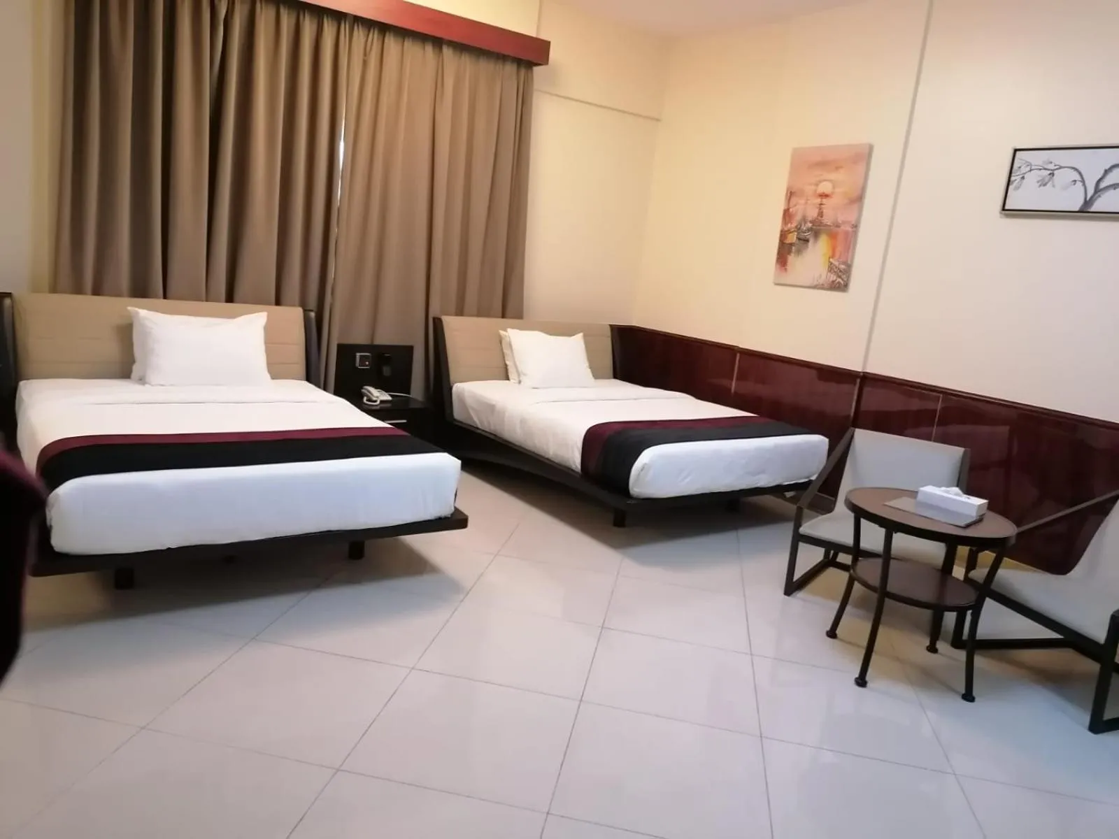 Bedroom, Bed in Claridge Star Hotel