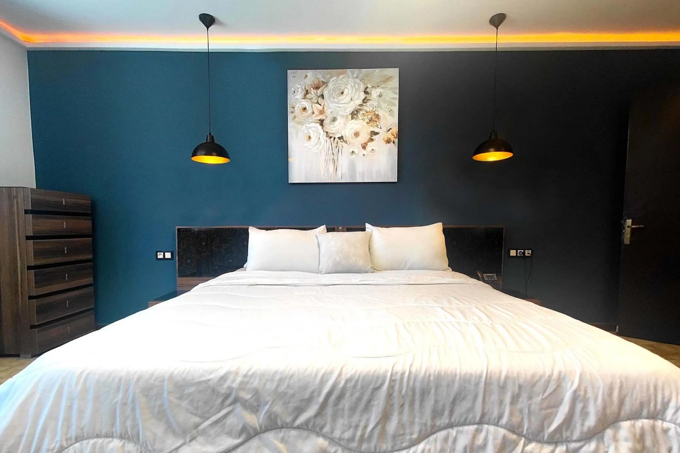 Bedroom, Bed in Villa Mirasol Hotel