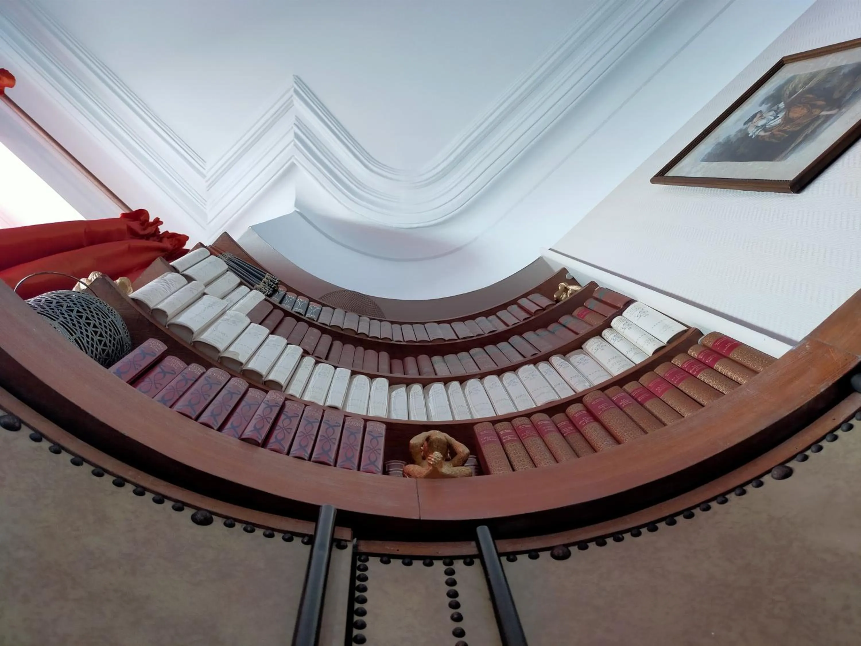 Decorative detail in La Maison Bleue de Roubaix