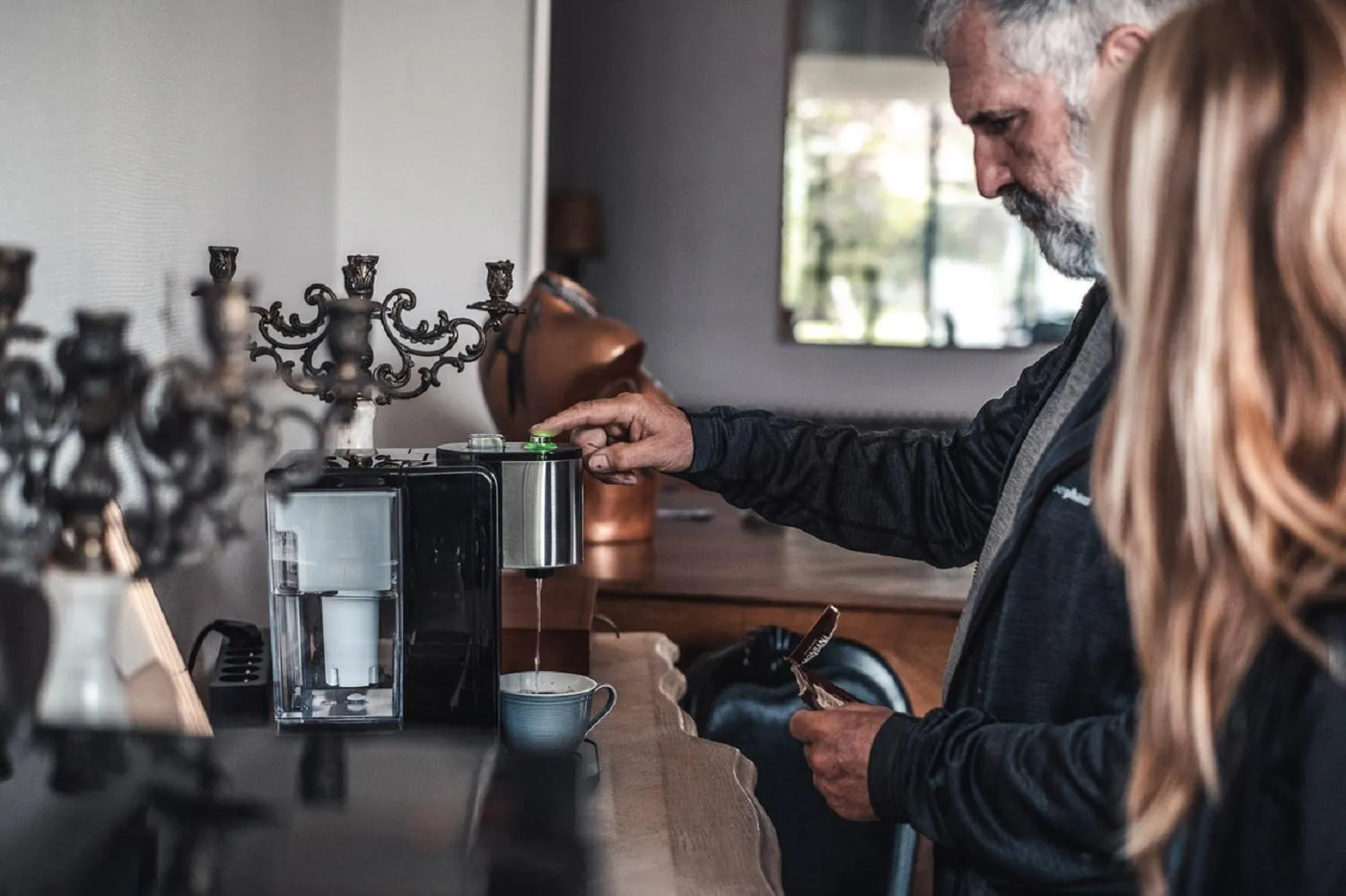 Dining area in La Maison Bleue de Roubaix