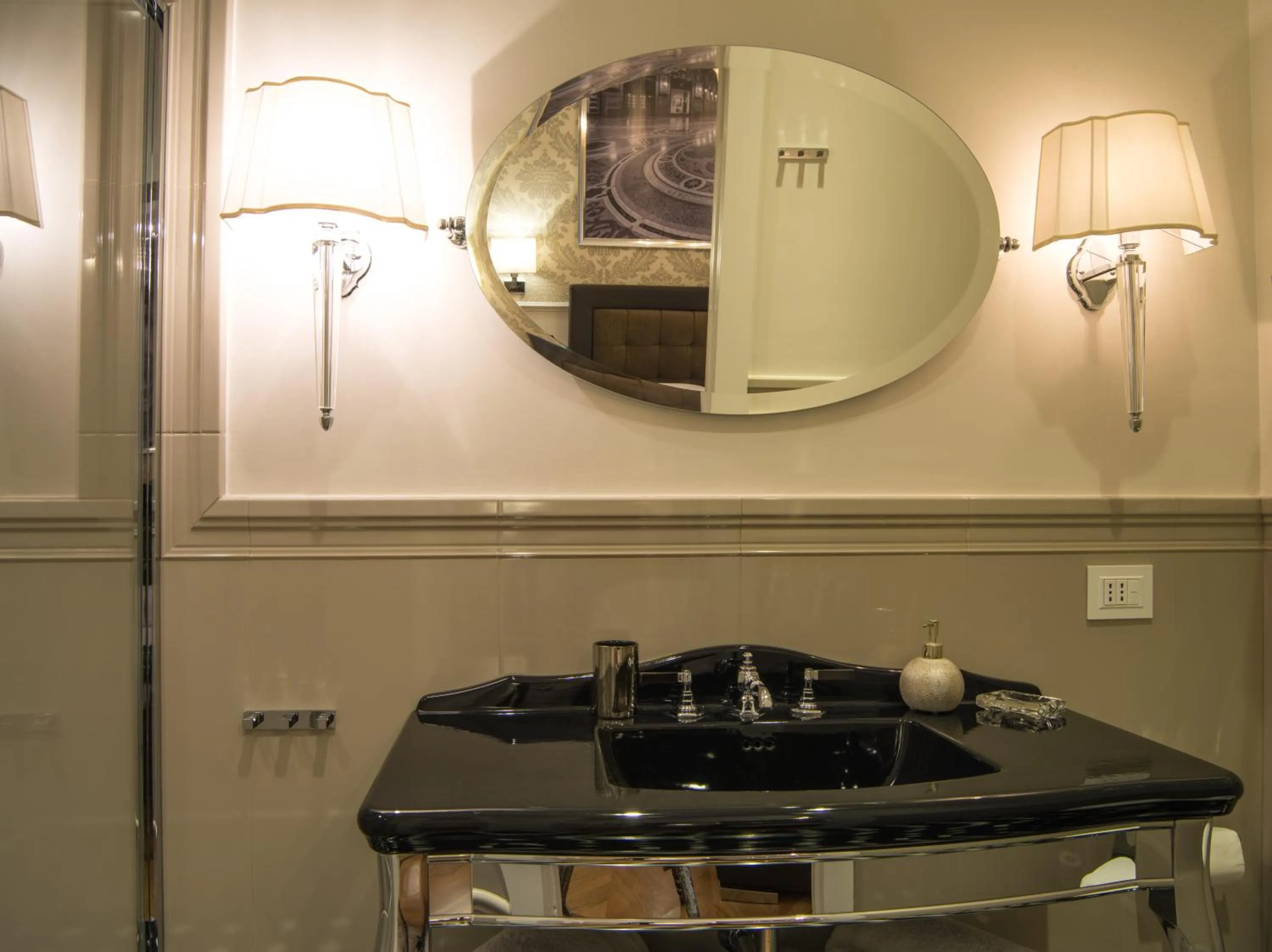 Bathroom in Duomo Rooms