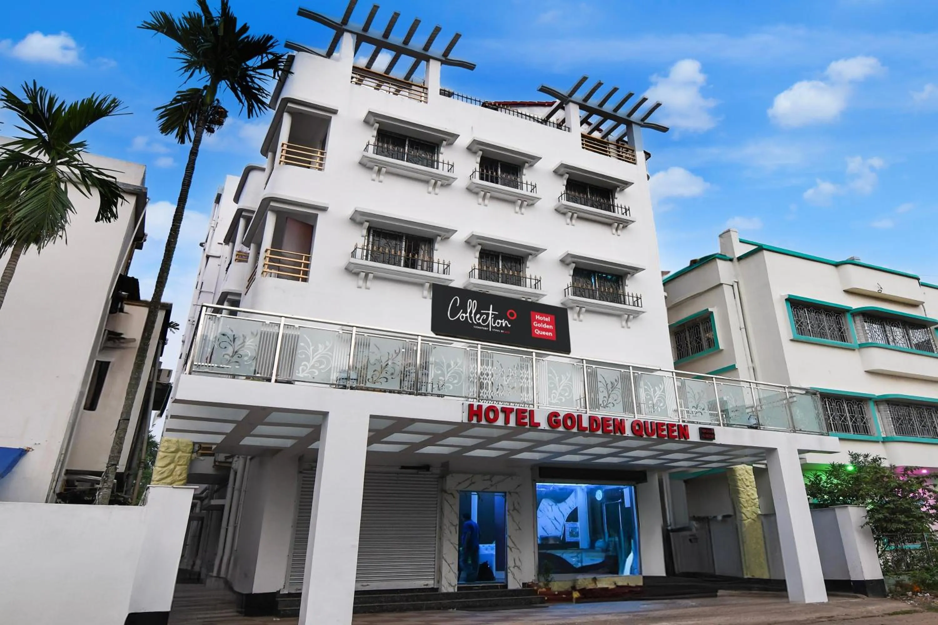 Facade/entrance in Hotel O Golden Queen