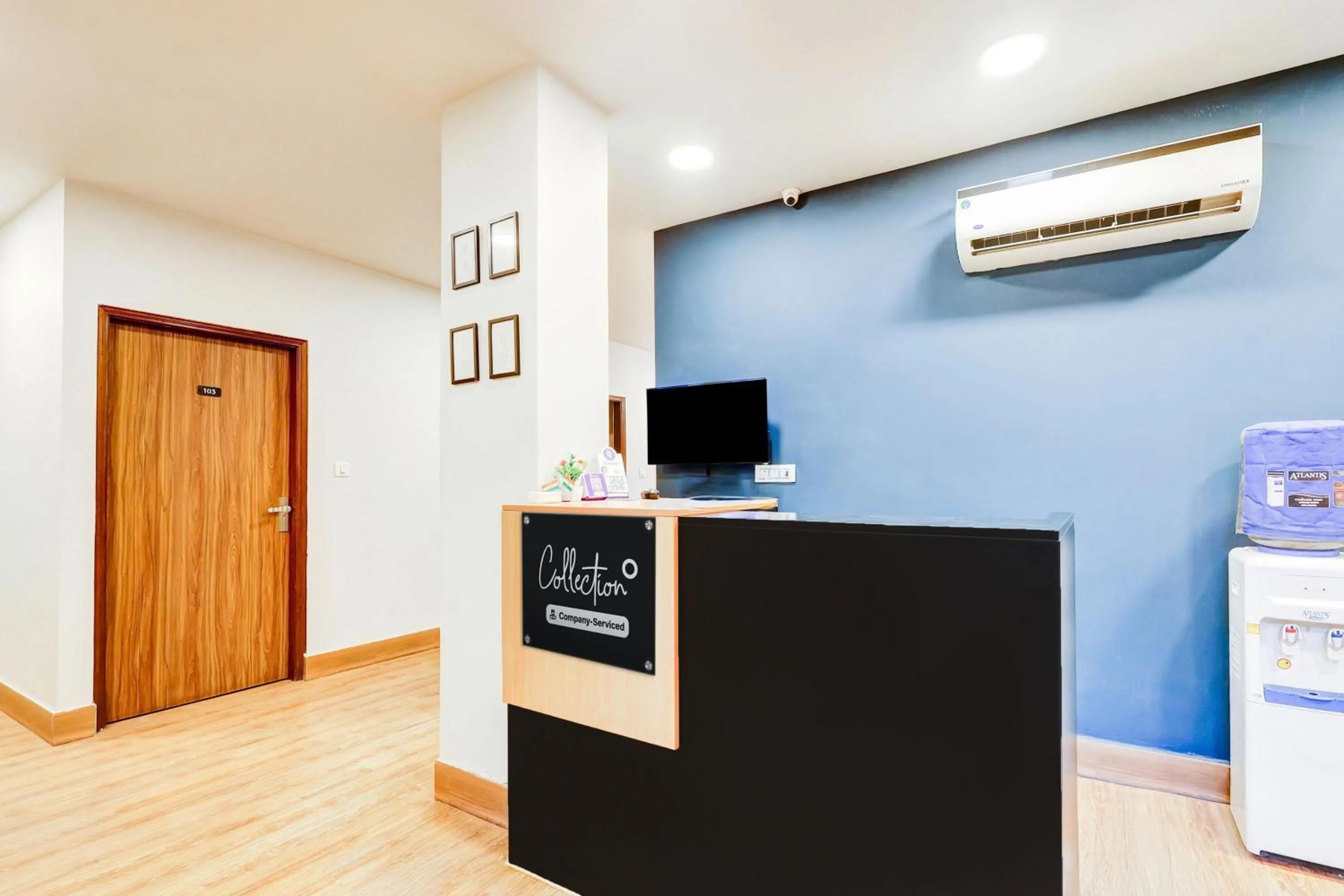 Lobby or reception in Super Collection O Palam Near Railway Station