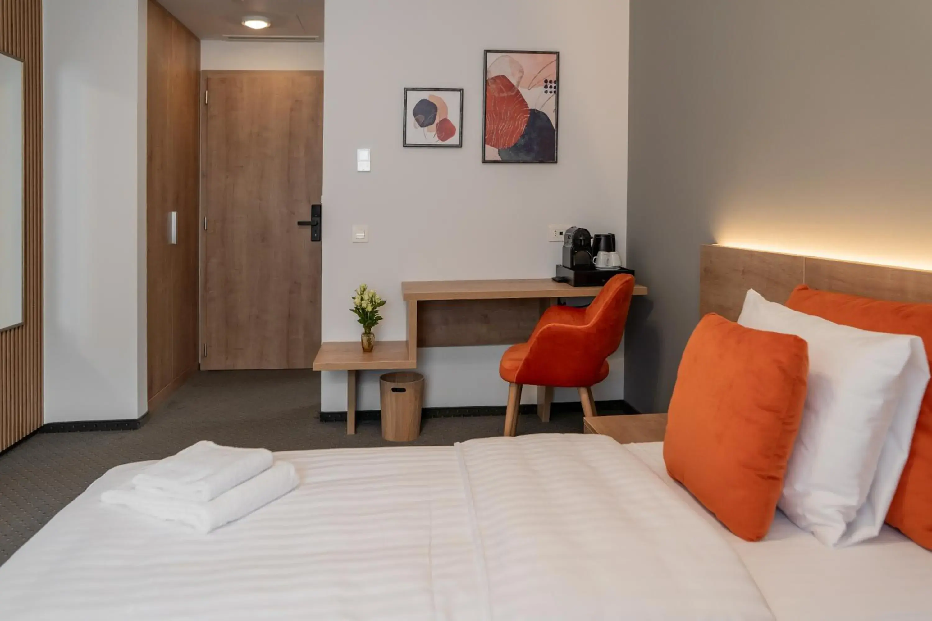 Twin Room in No Pardon Hotel Twin Room in No Pardon Hotel