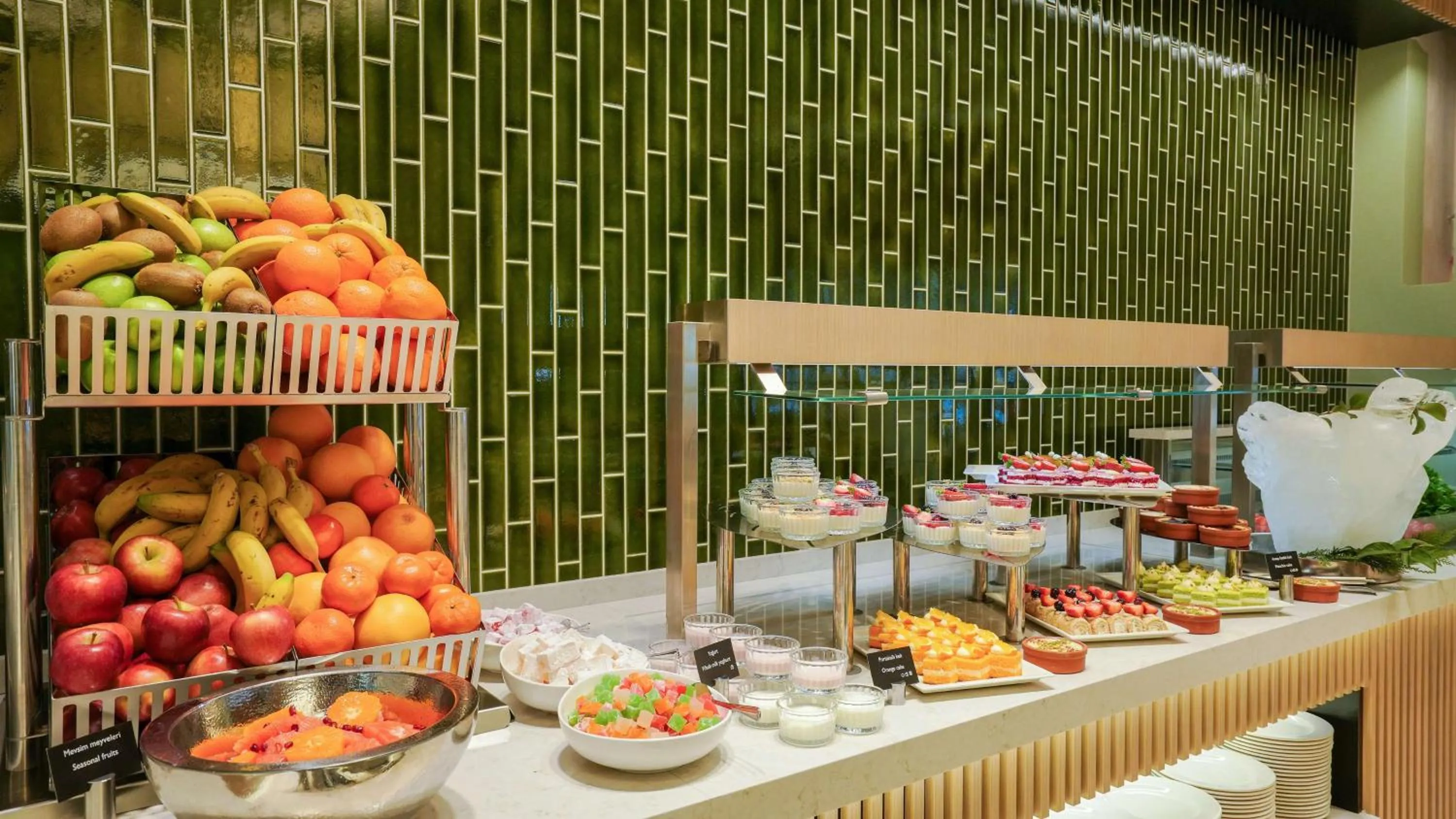 Breakfast in Radisson Hotel Istanbul Merter