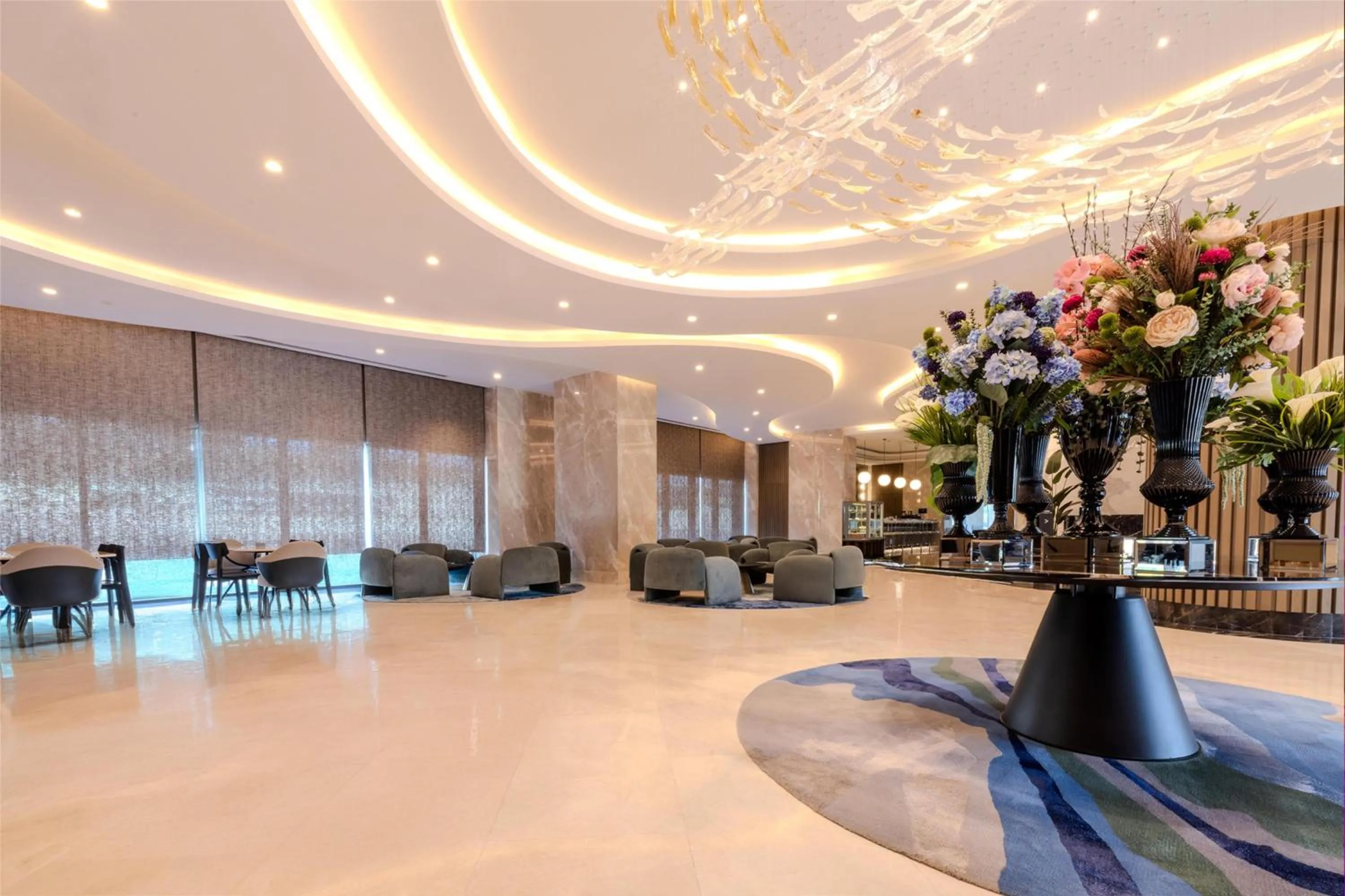 Lobby or reception in Radisson Hotel Istanbul Merter