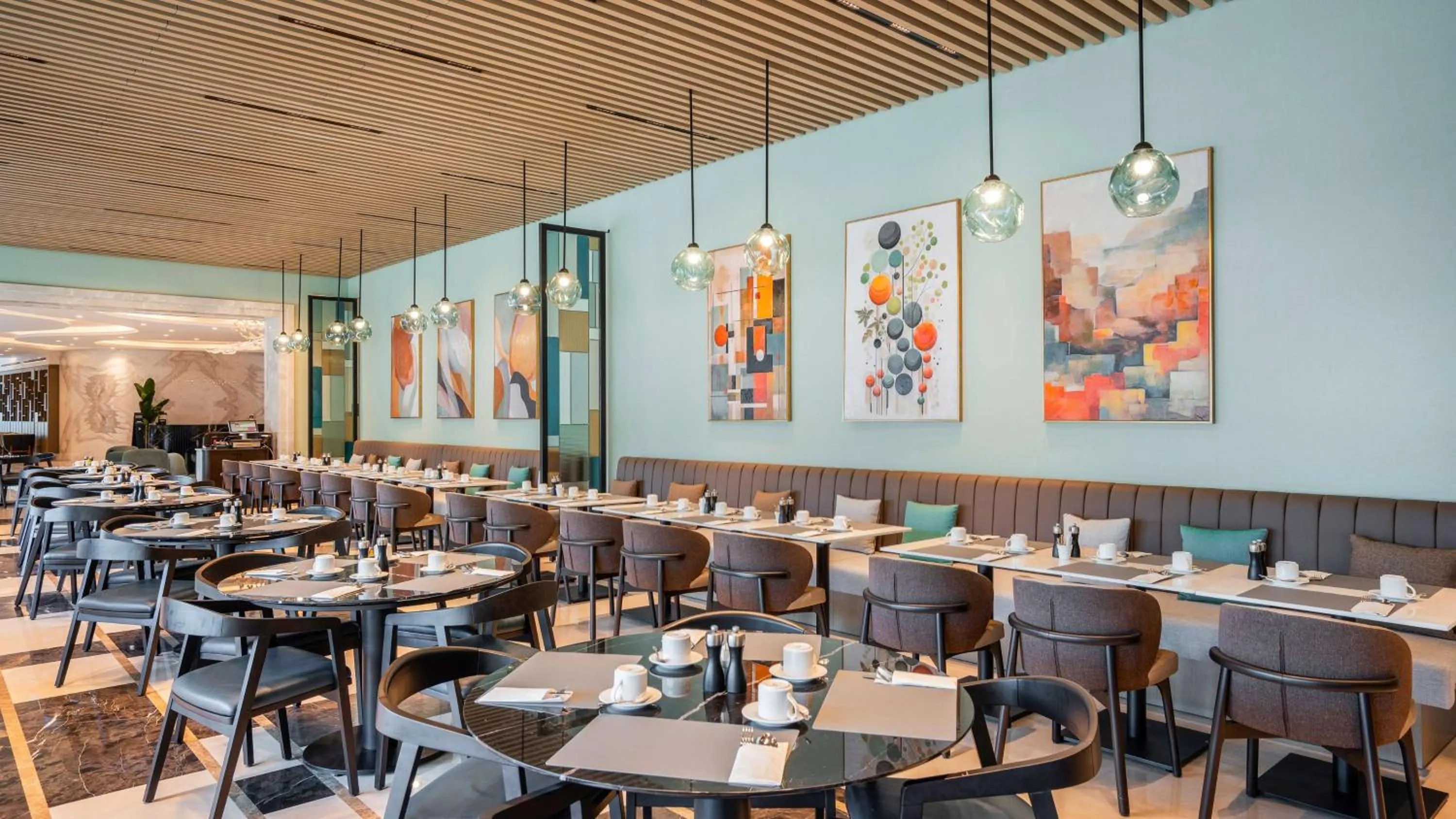 Restaurant/places to eat in Radisson Hotel Istanbul Merter