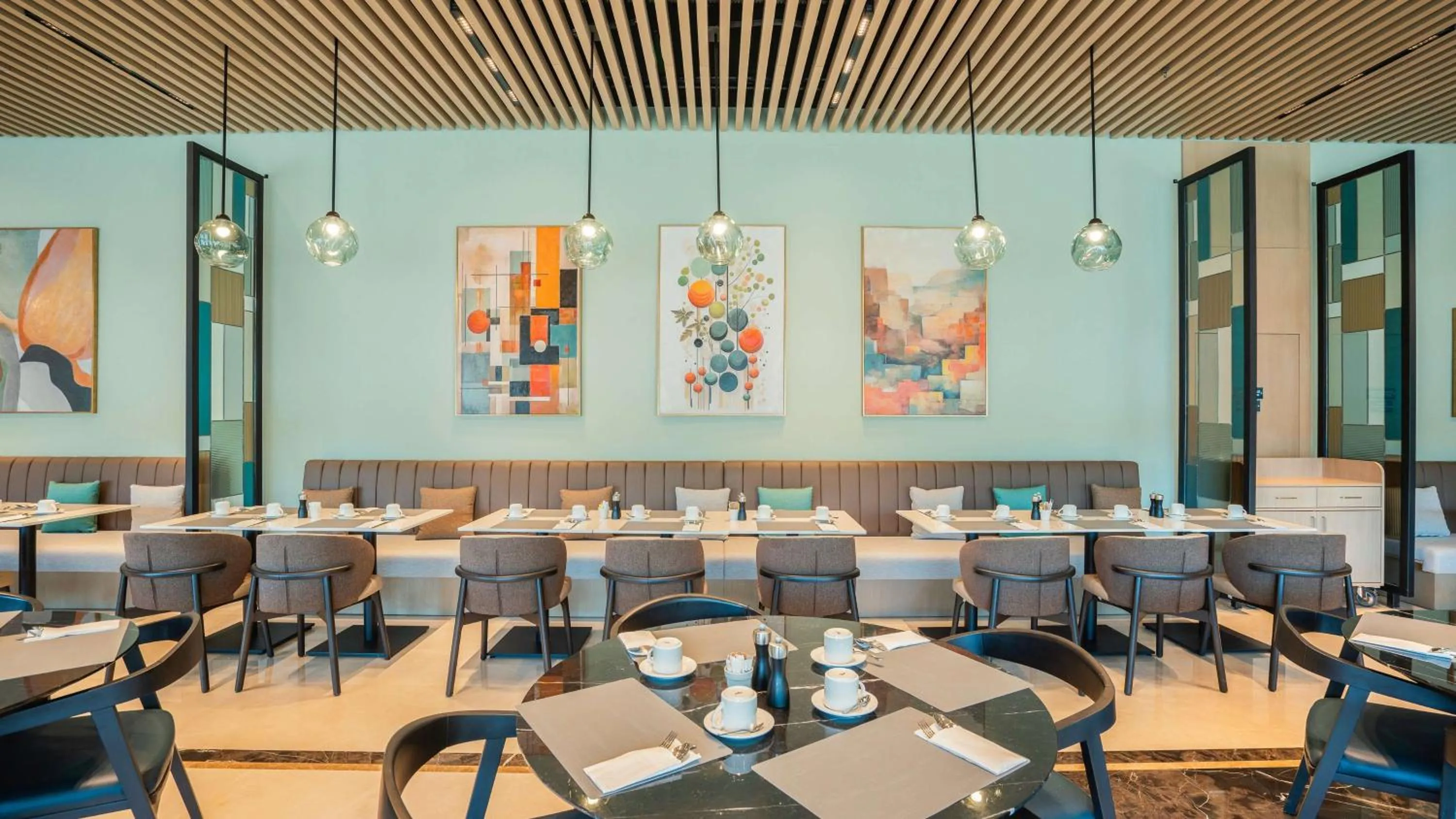 Restaurant/places to eat in Radisson Hotel Istanbul Merter