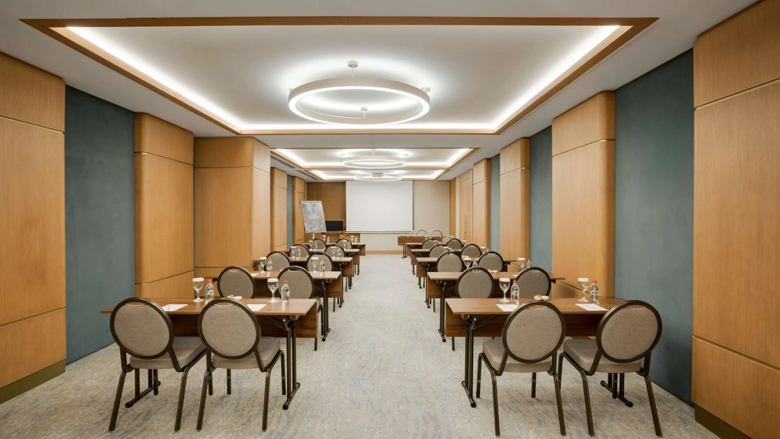 Meeting/conference room in Radisson Hotel Istanbul Merter