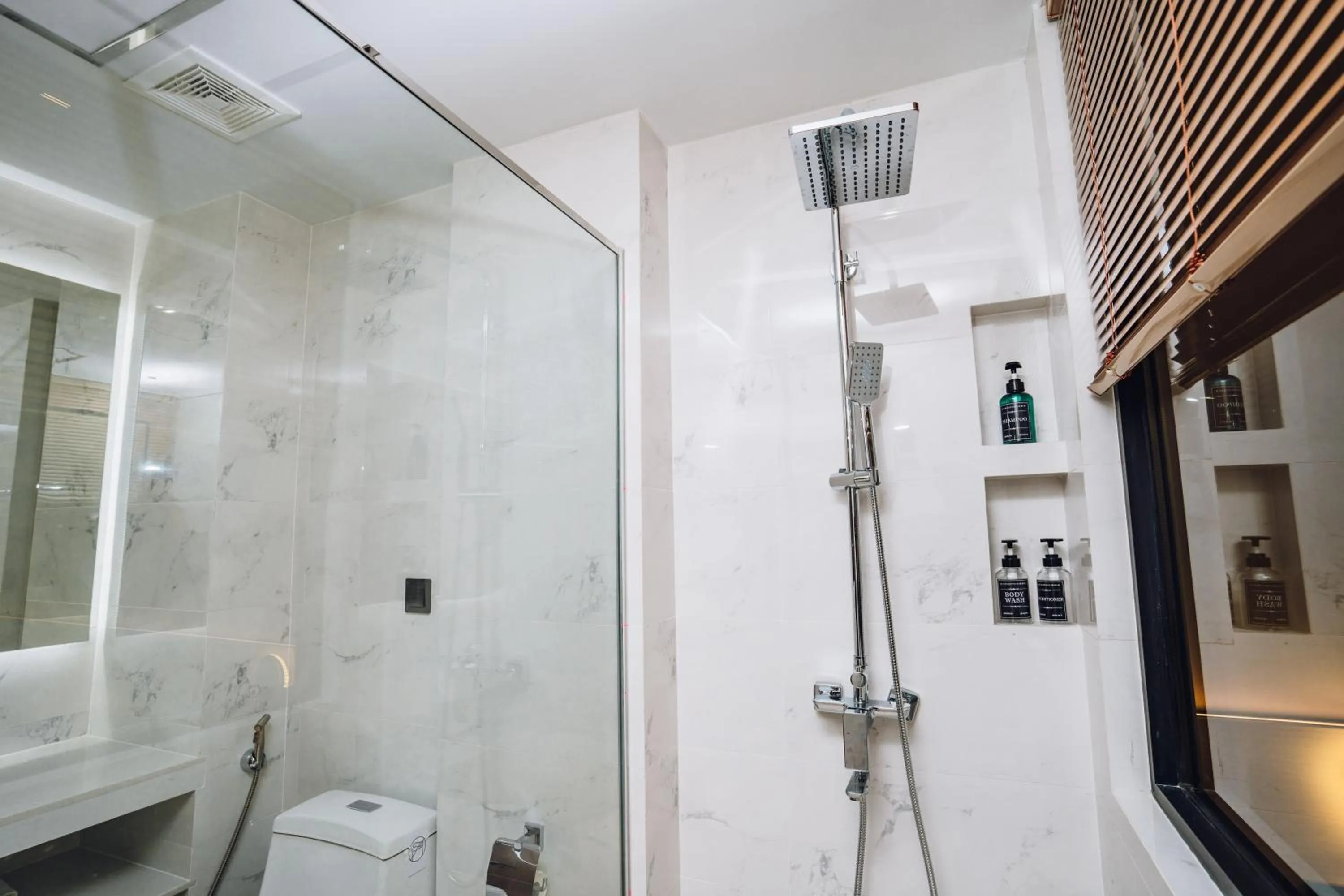 Shower in Ocean Pearl Fuvahmulah