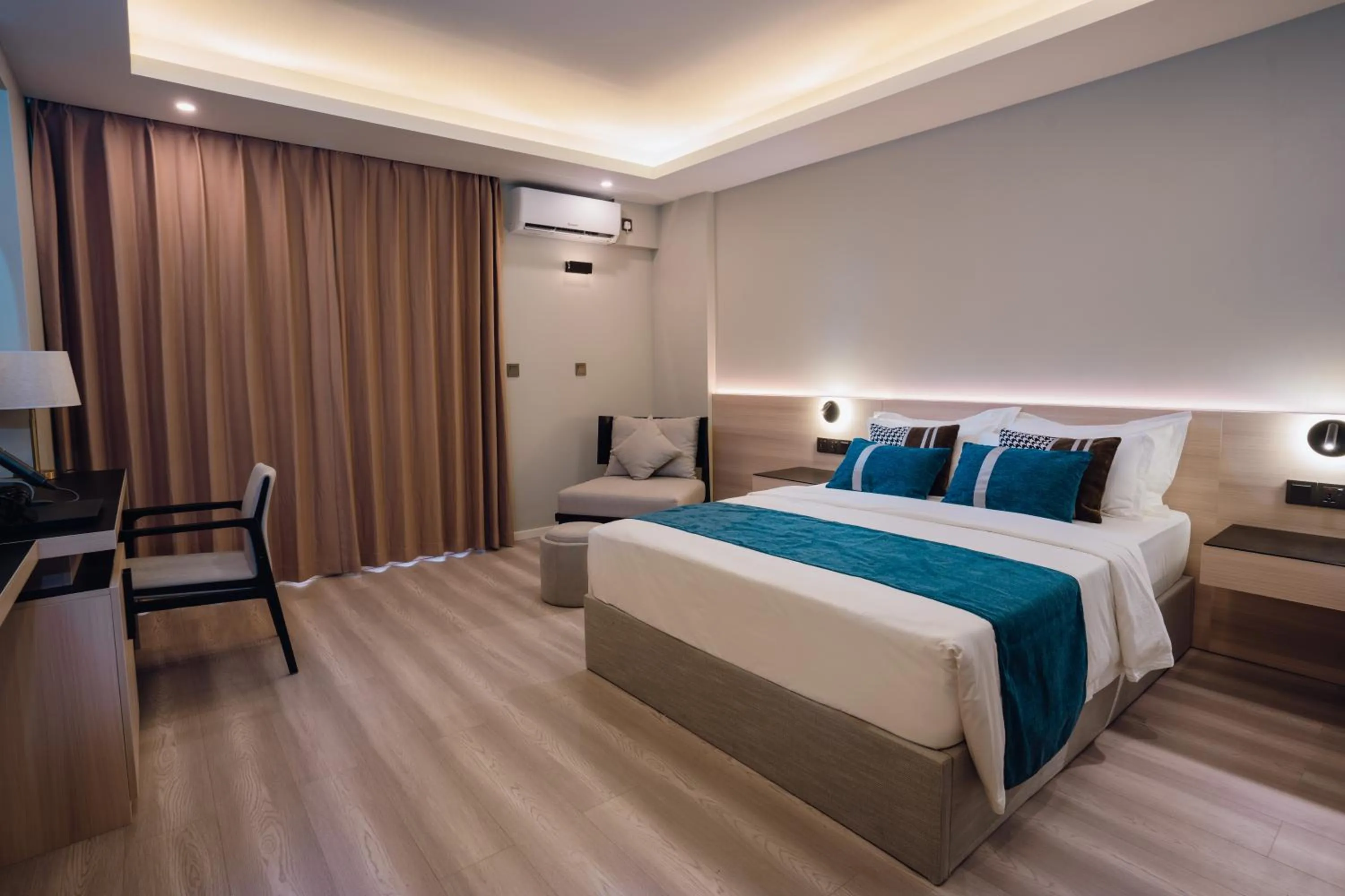 Photo of the whole room, Bed in Ocean Pearl Fuvahmulah