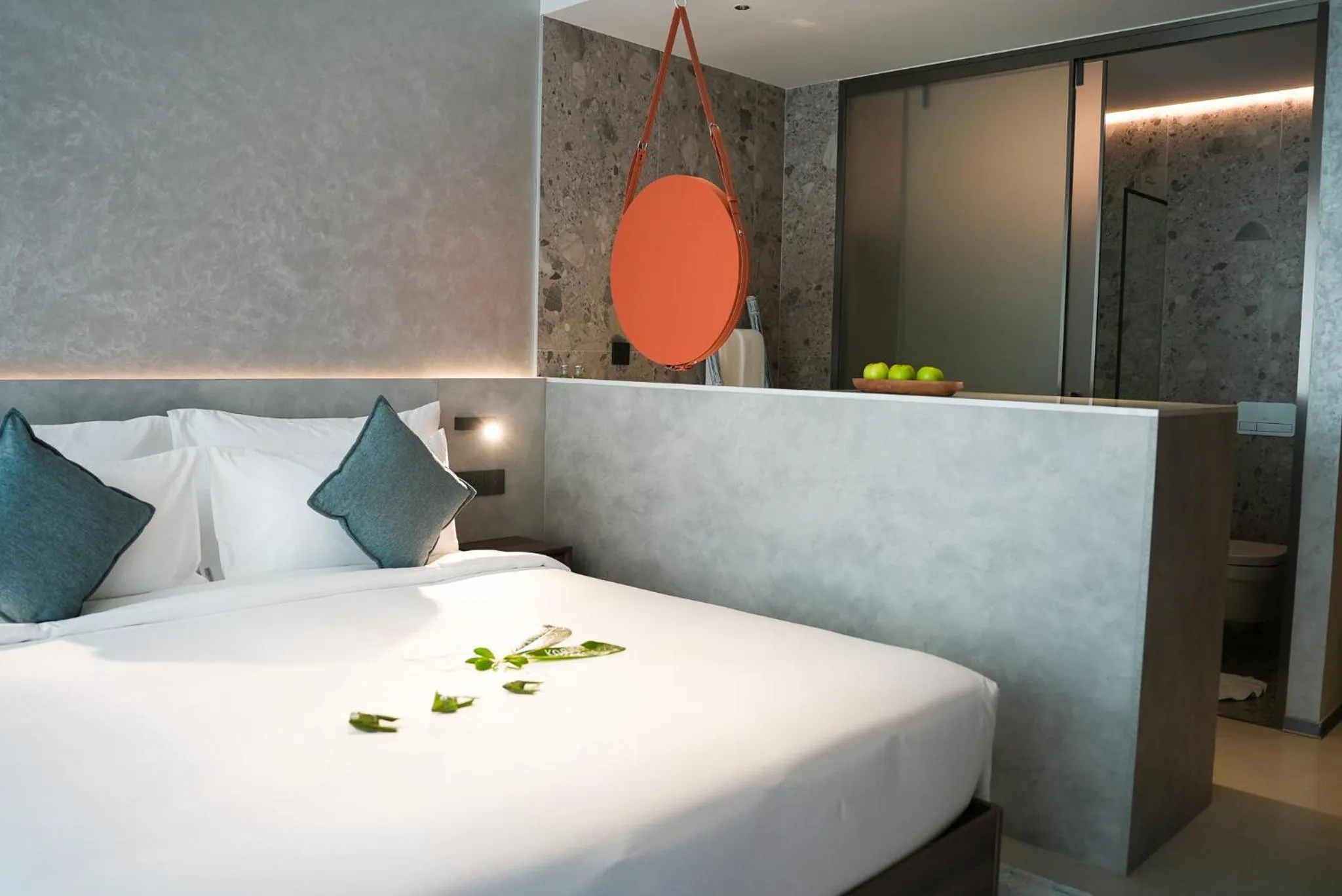 minibar, Bed in Kora Beach Resort Phuket