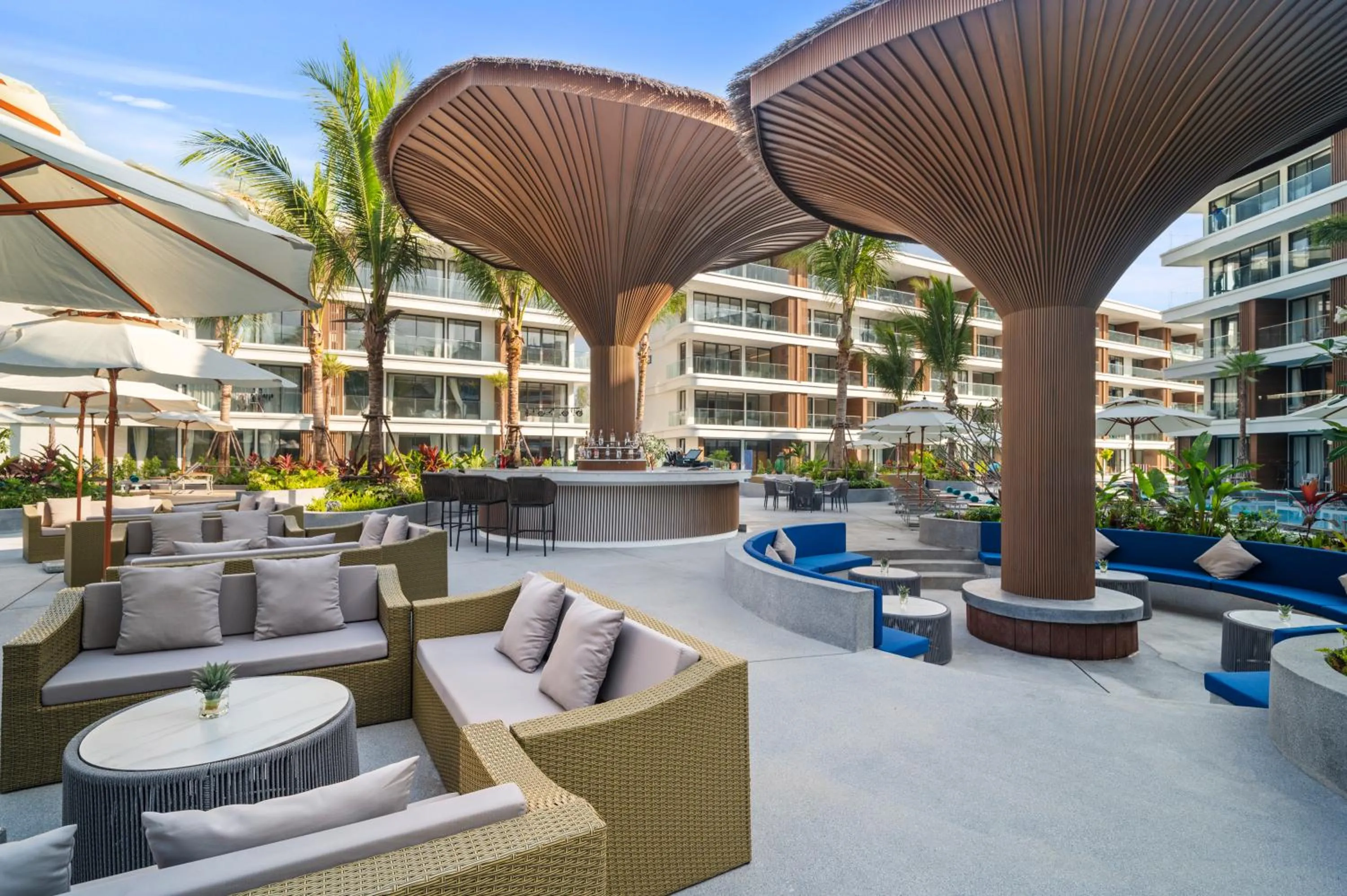 Lounge or bar in Kora Beach Resort Phuket