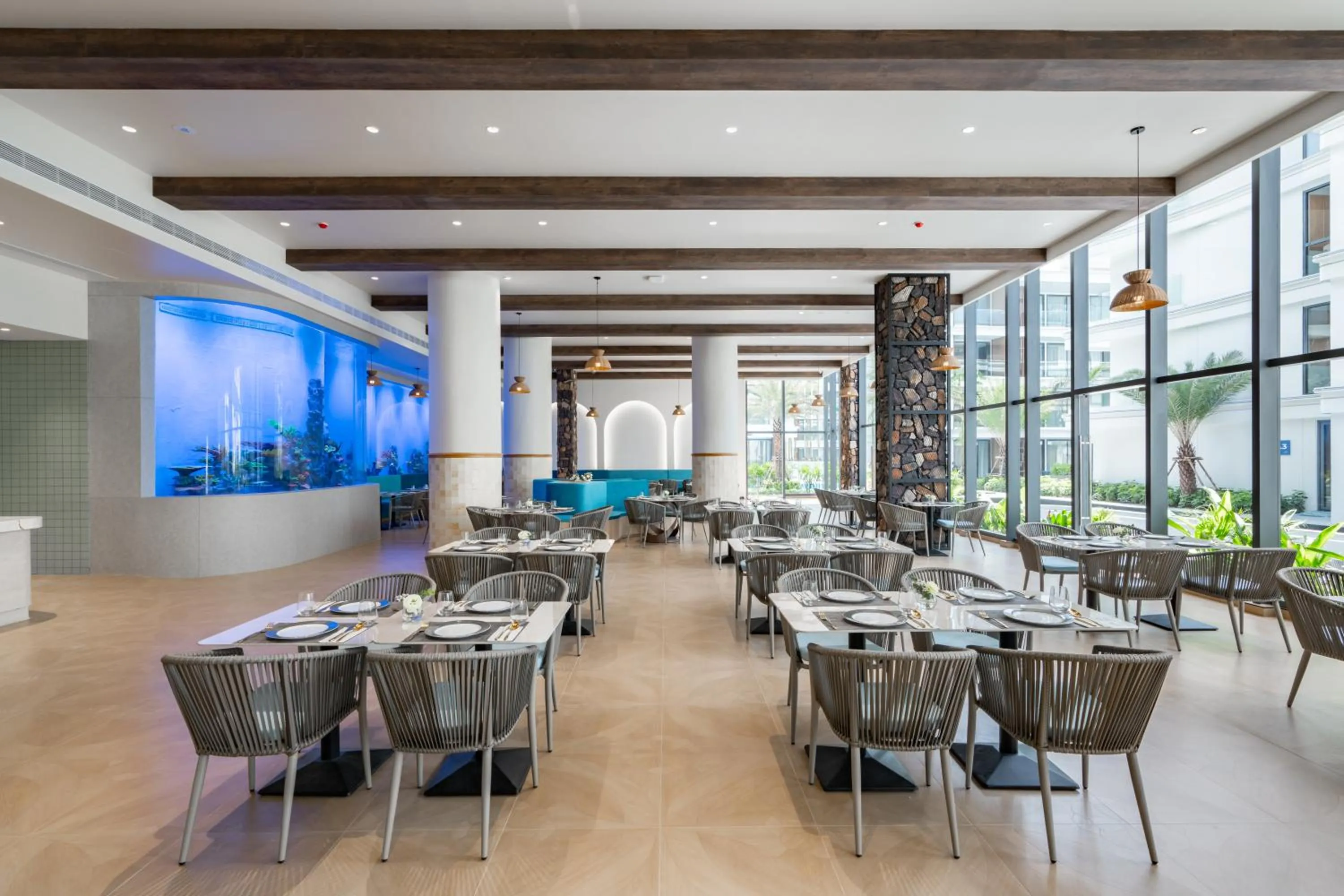 Restaurant/places to eat in Kora Beach Resort Phuket